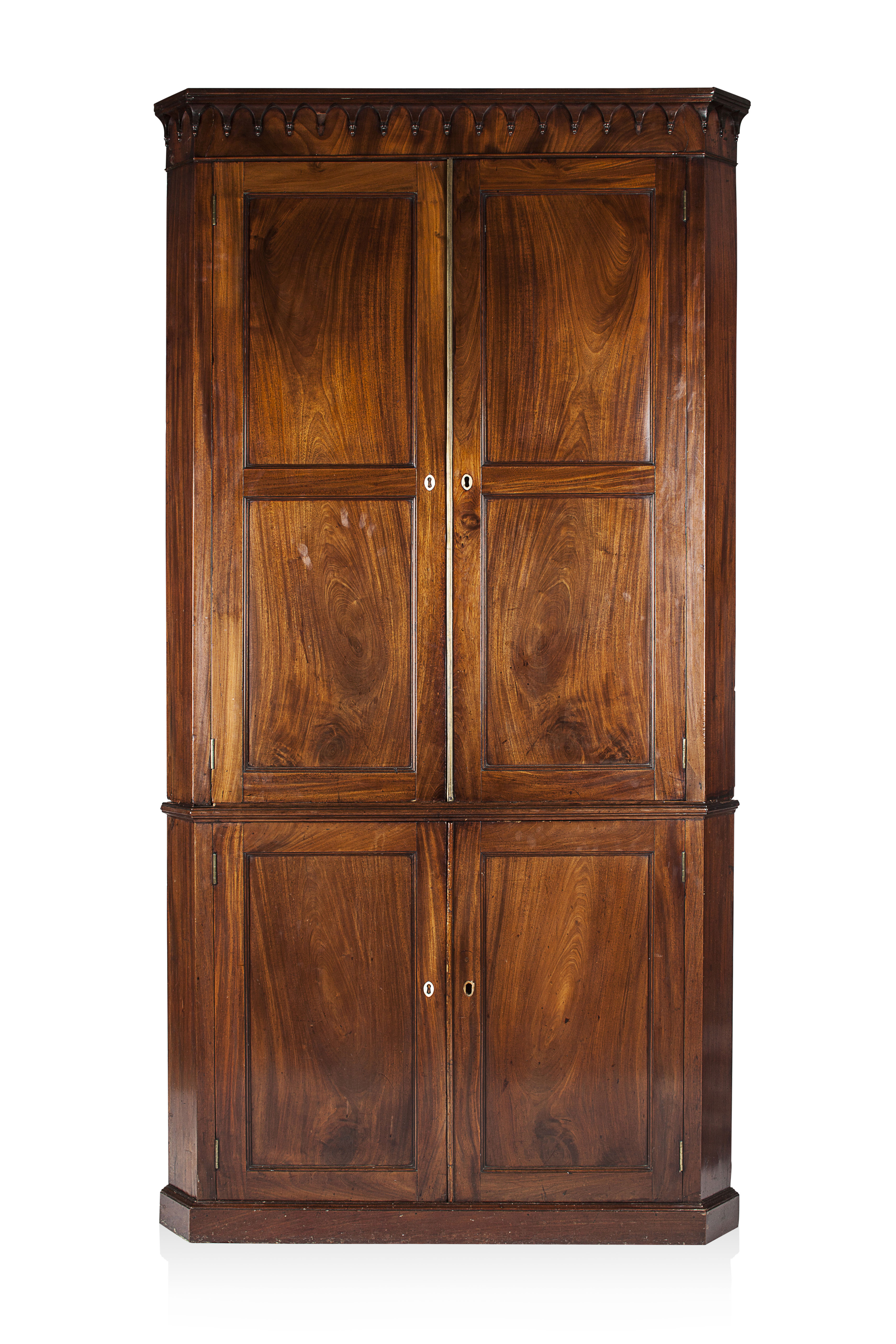 GEORGE III MAHOGANY CORNER CABINET