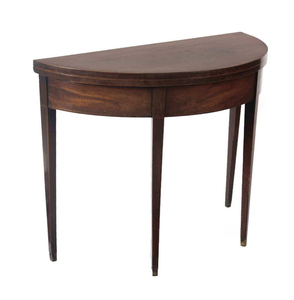 GEORGIAN MAHOGANY DEMILUNE FOLDOVER GAMES TABLE