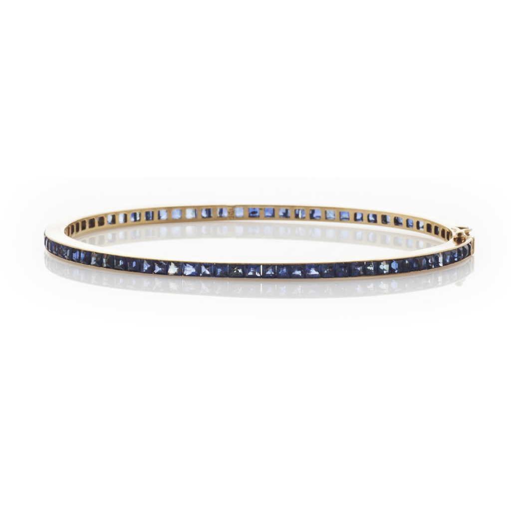 A sapphire set bangle