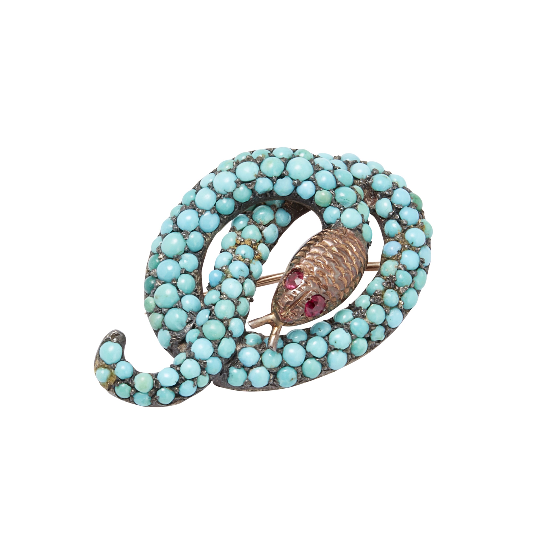 A turquoise set brooch
