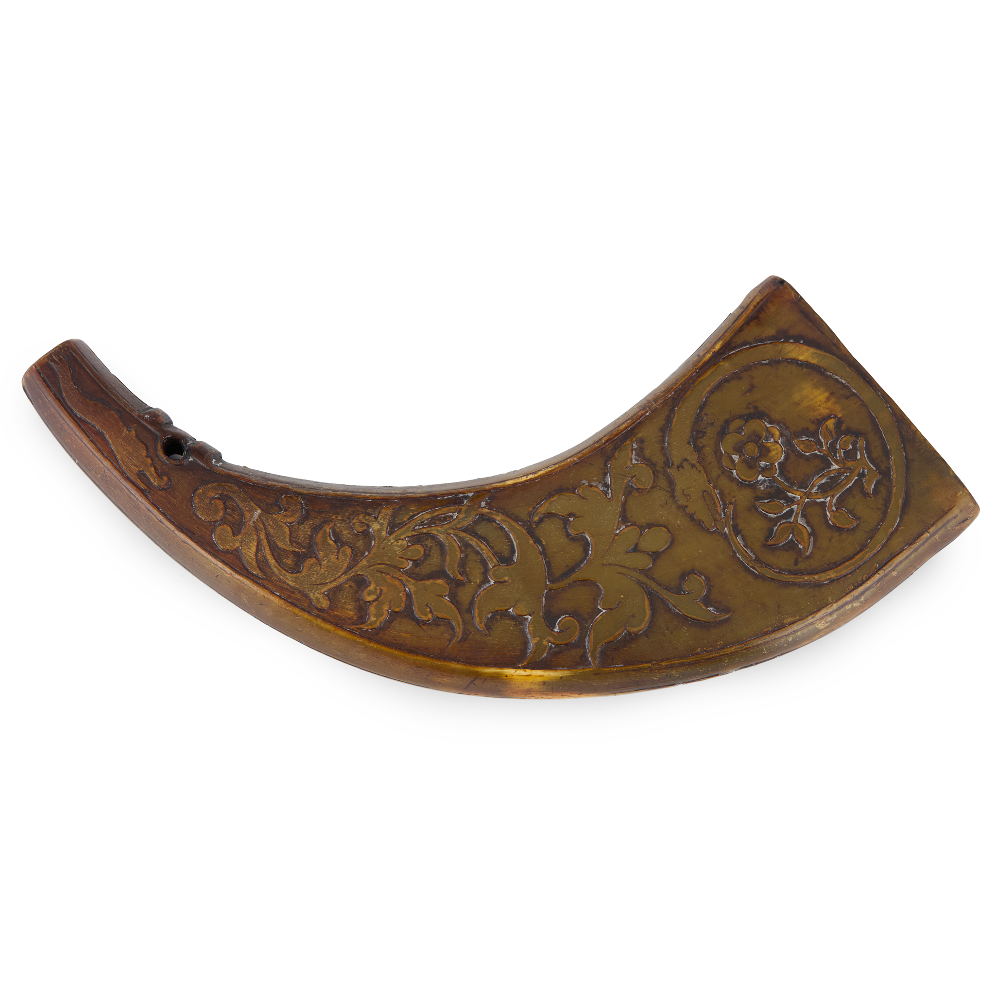 AN EARLY 18TH CENTURY SCOTTISH POWDER HORN