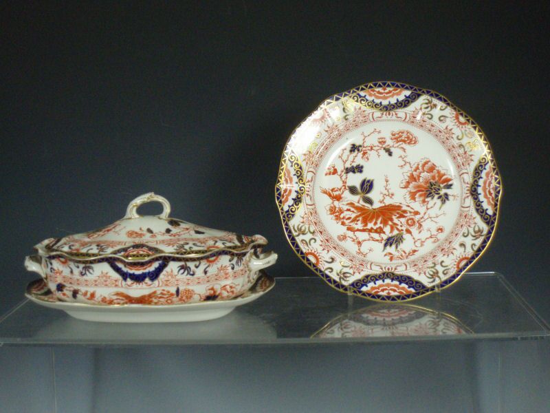A mid 19th century Royal Crown Derby 'Victoria' pattern part dinner service