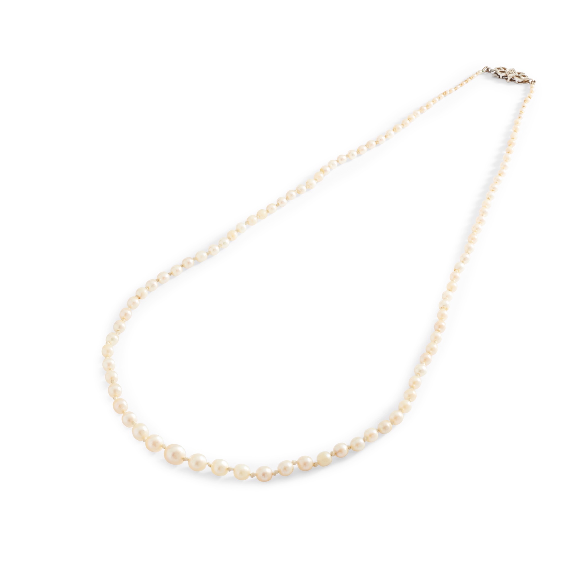 A pearl necklace