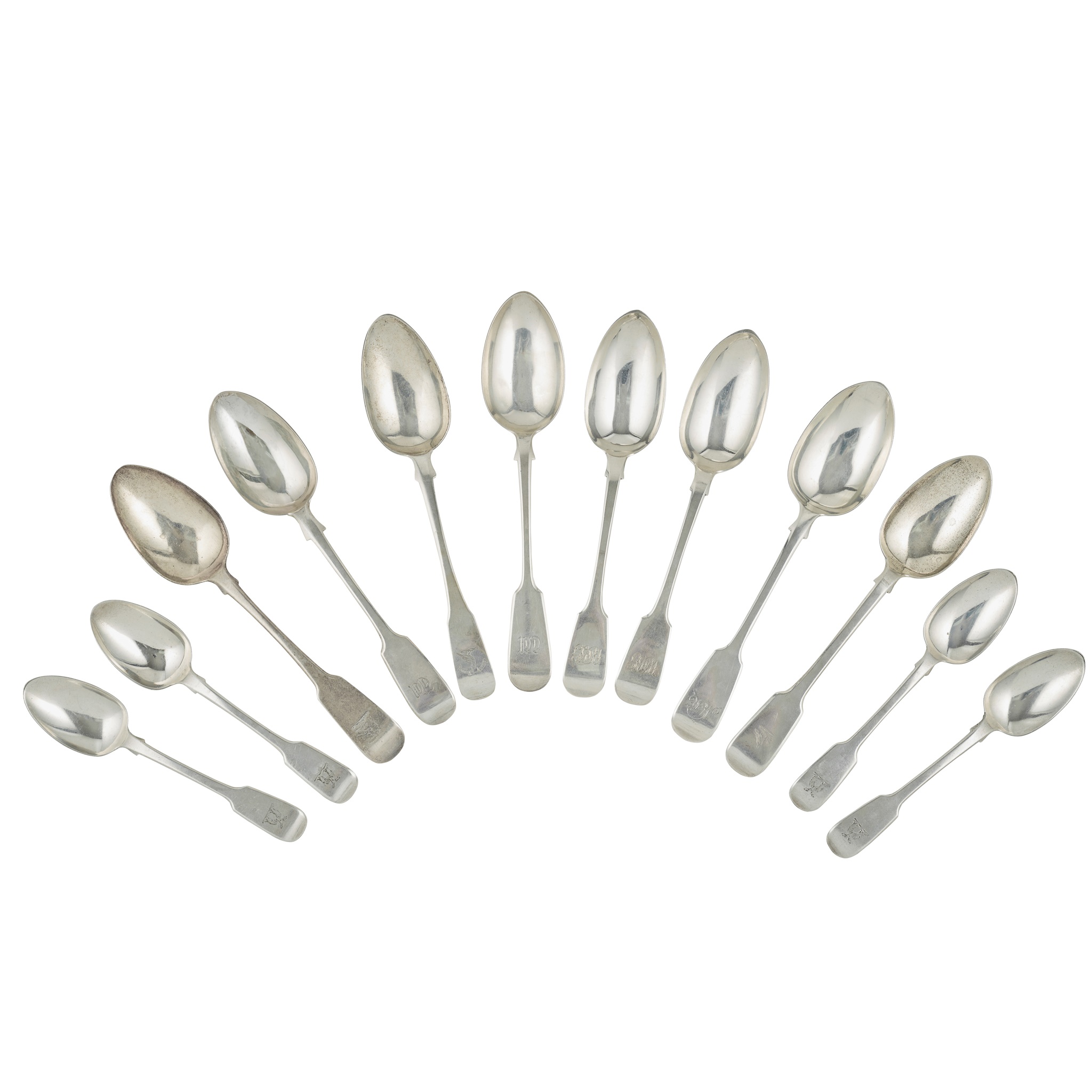 A collection of Fiddle pattern flatware to include
