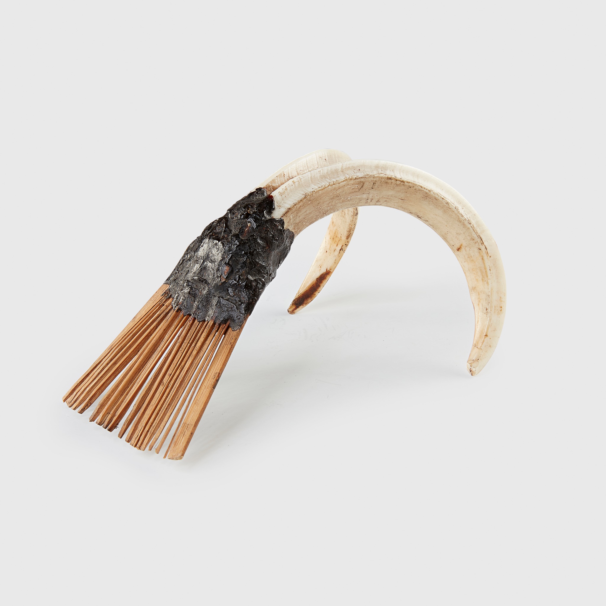 KAREN HAIR ORNAMENT