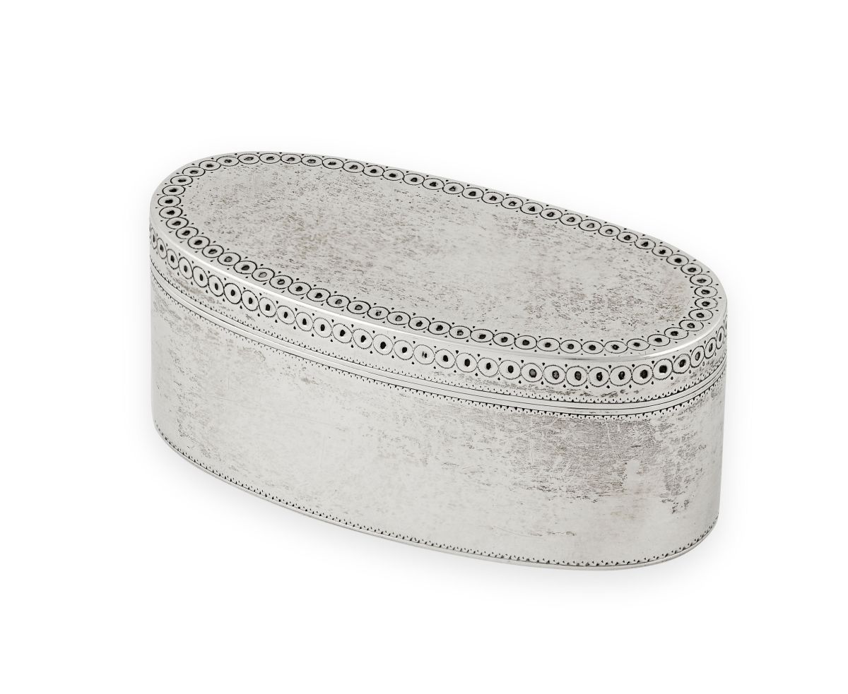 A George III snuff box