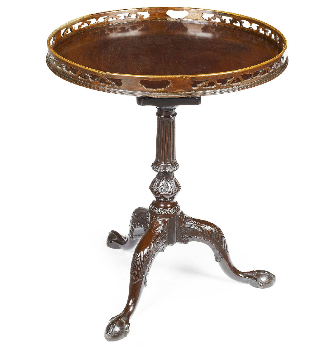 IRISH GEORGE III MAHOGANY TRAY TOP TABLE