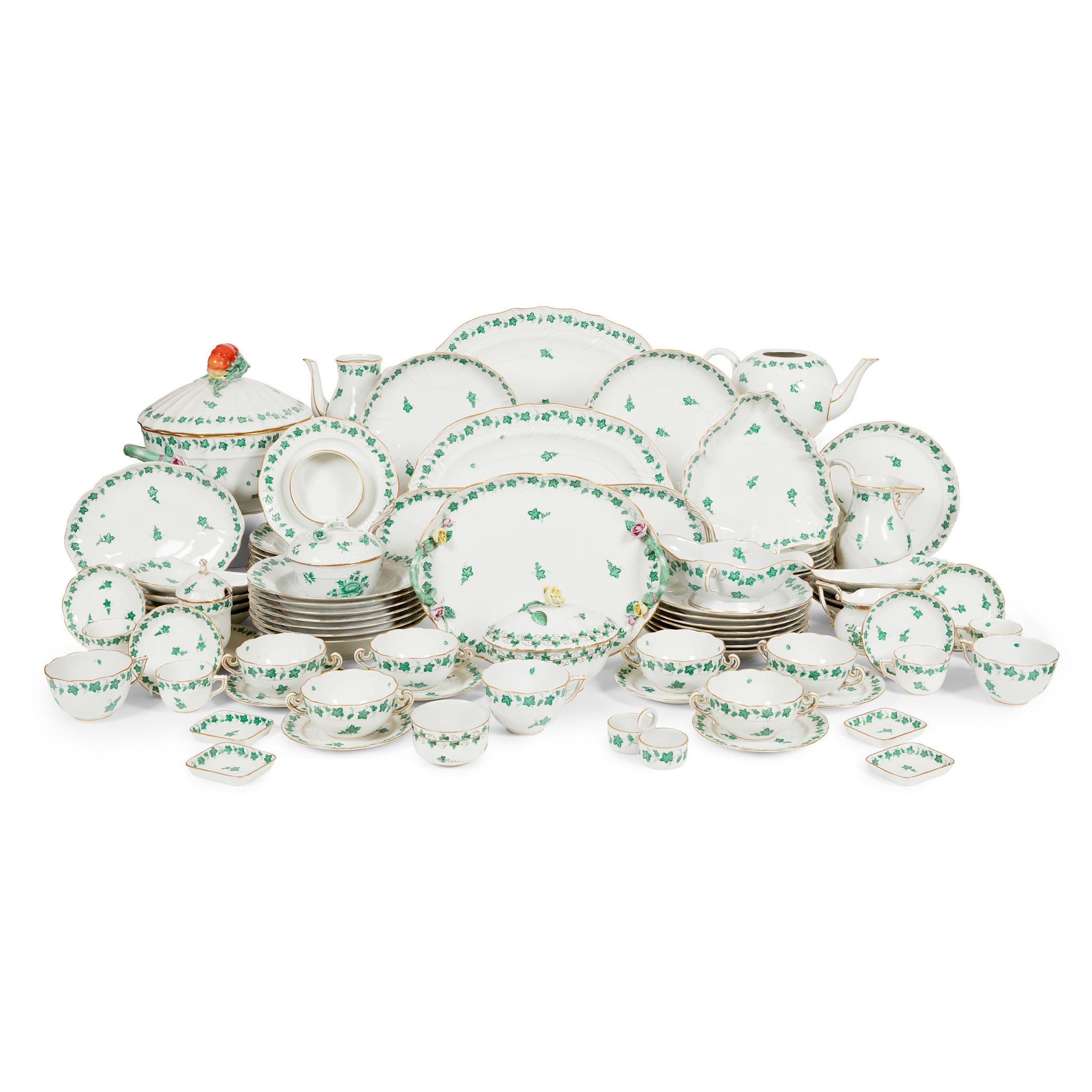 HEREND GREEN GRAPE AND VINE PATTERN PART DINNER SERVICE