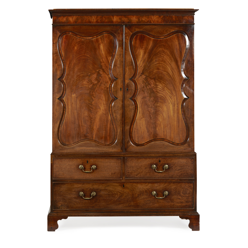 GEORGE II MAHOGANY LINEN PRESS