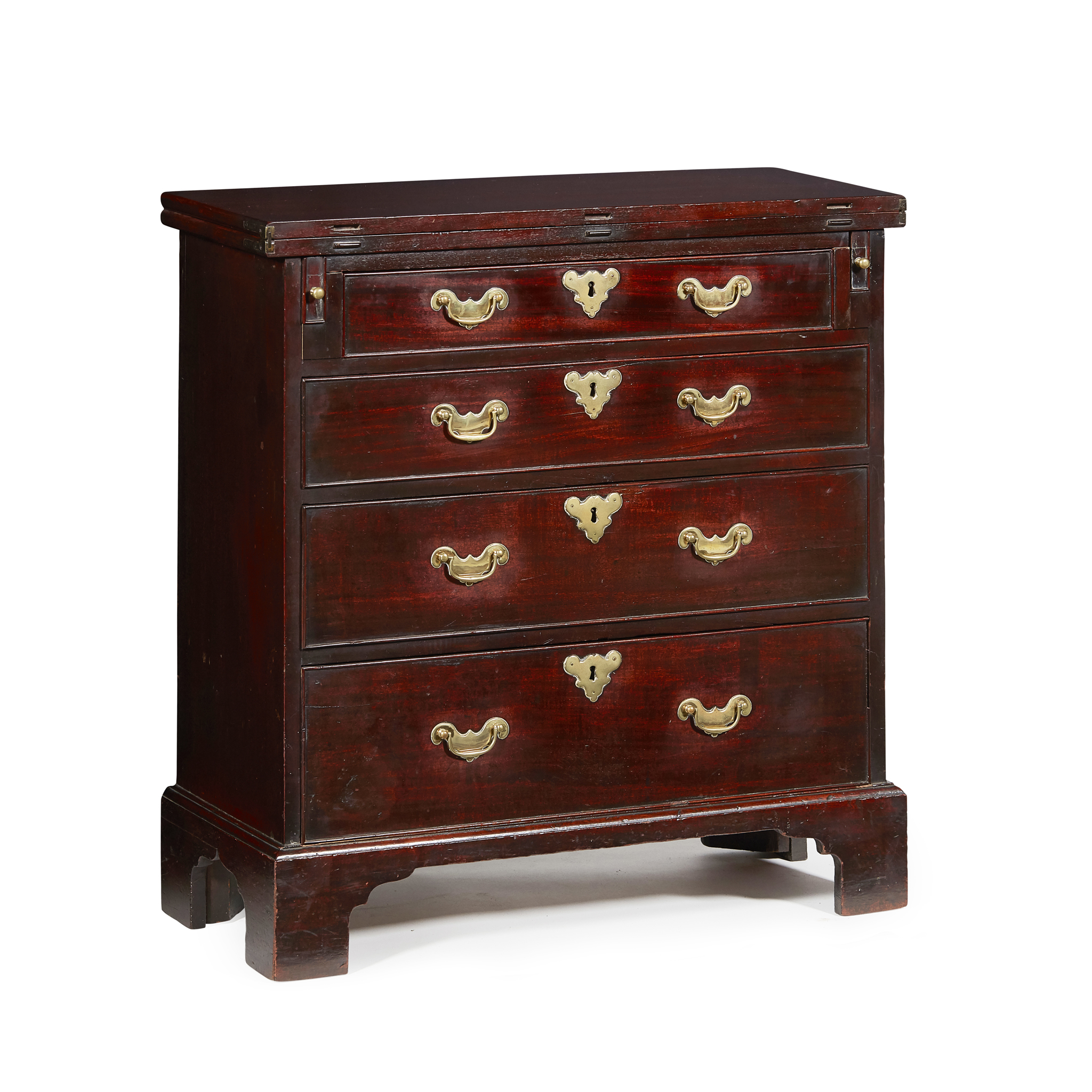 GEORGE II MAHOGANY BACHELOR'S CHEST OF DRAWERS
