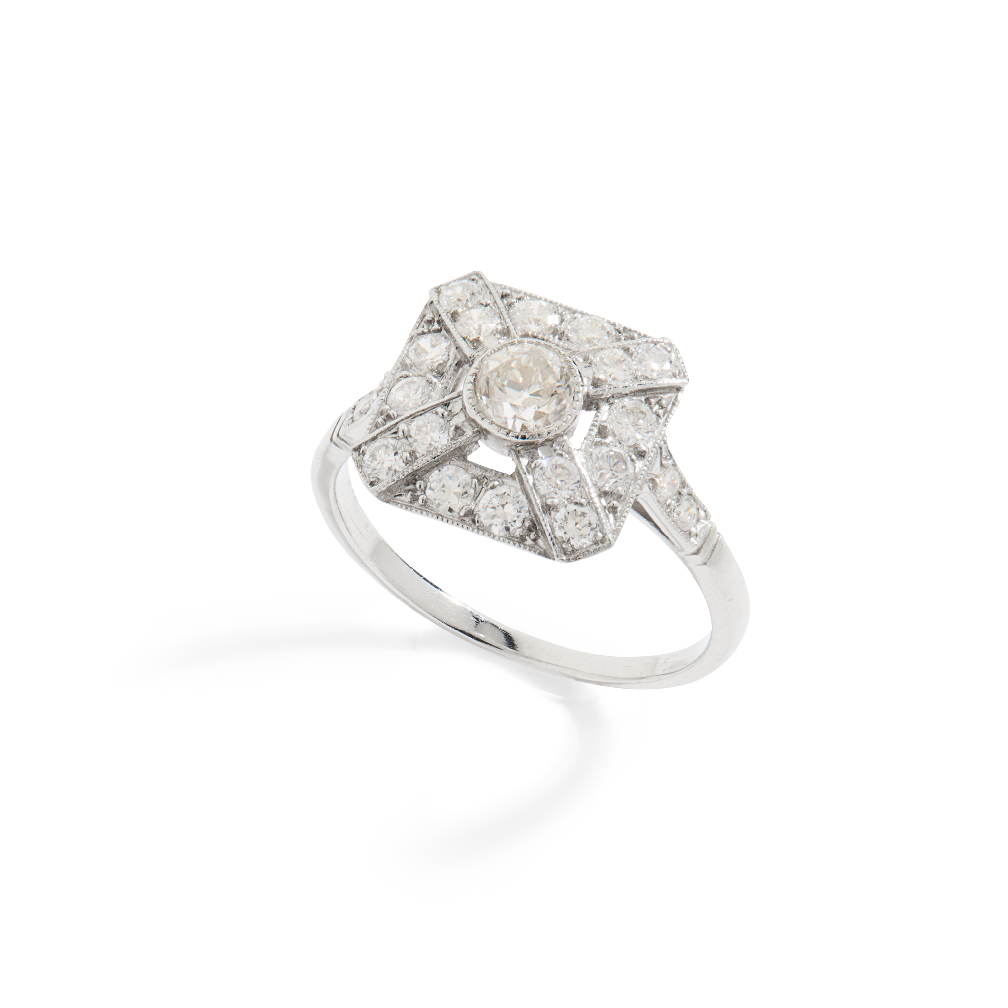 A diamond plaque ring, circa 1920s