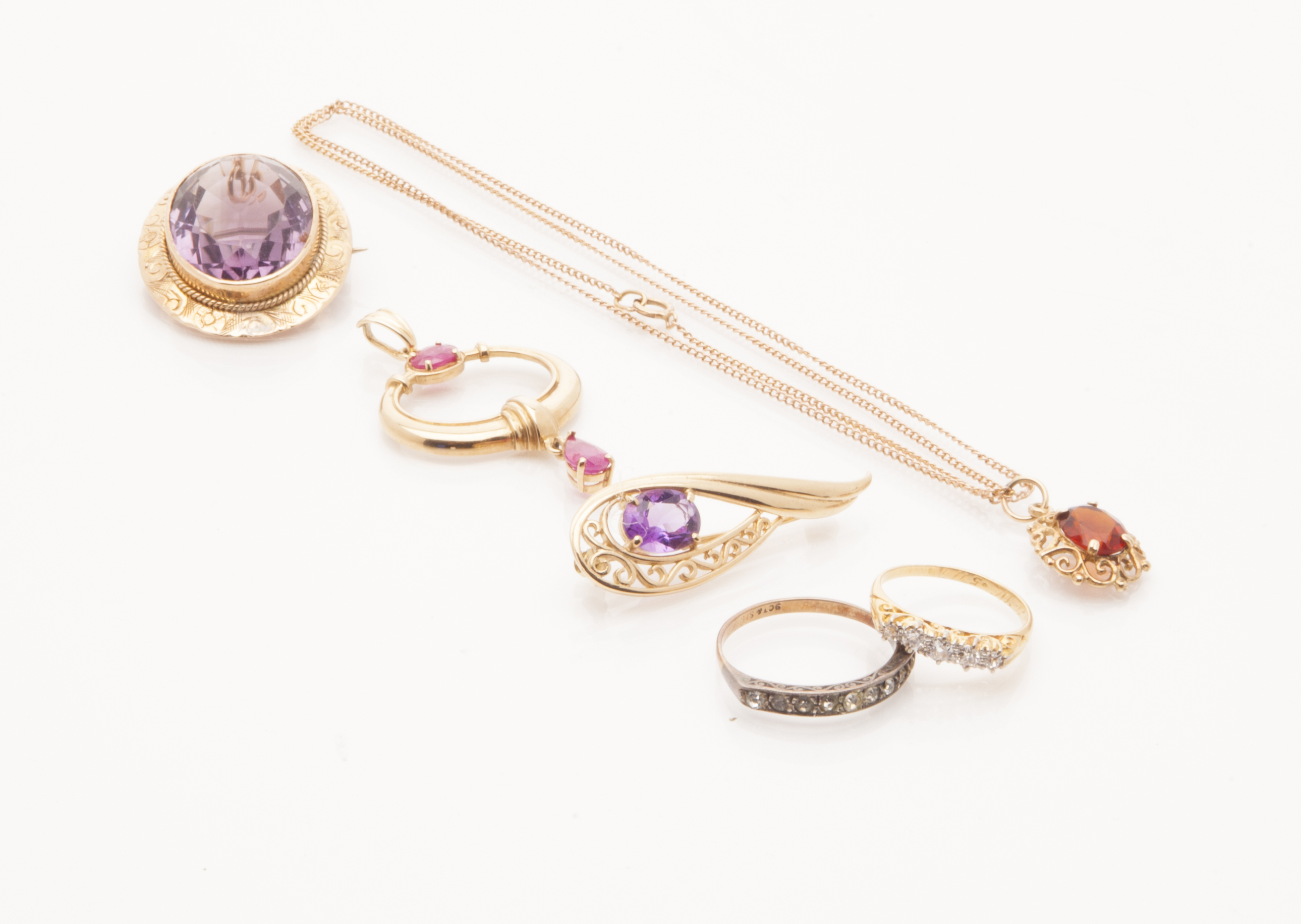 A collection of gem set jewellery