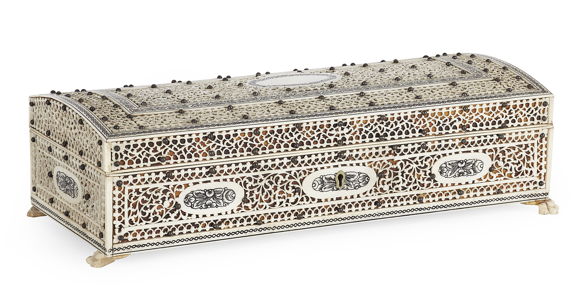 ANGLO-INDIAN IVORY, TORTOISE SHELL AND SANDALWOOD BOX