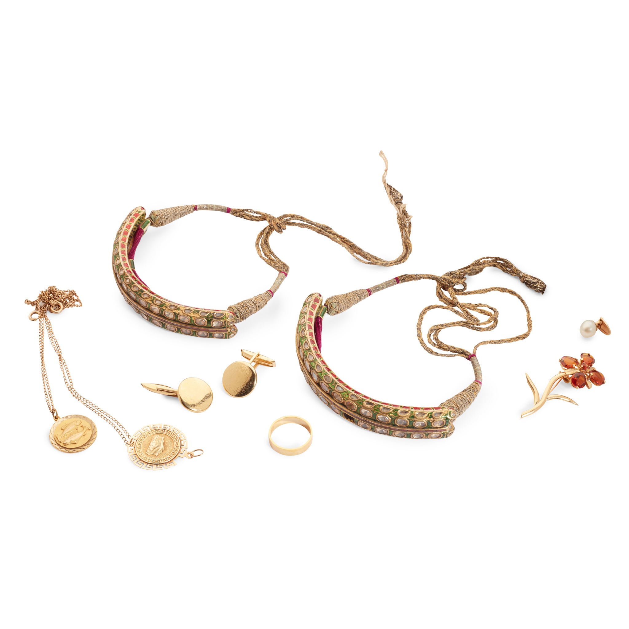 A collection of jewellery