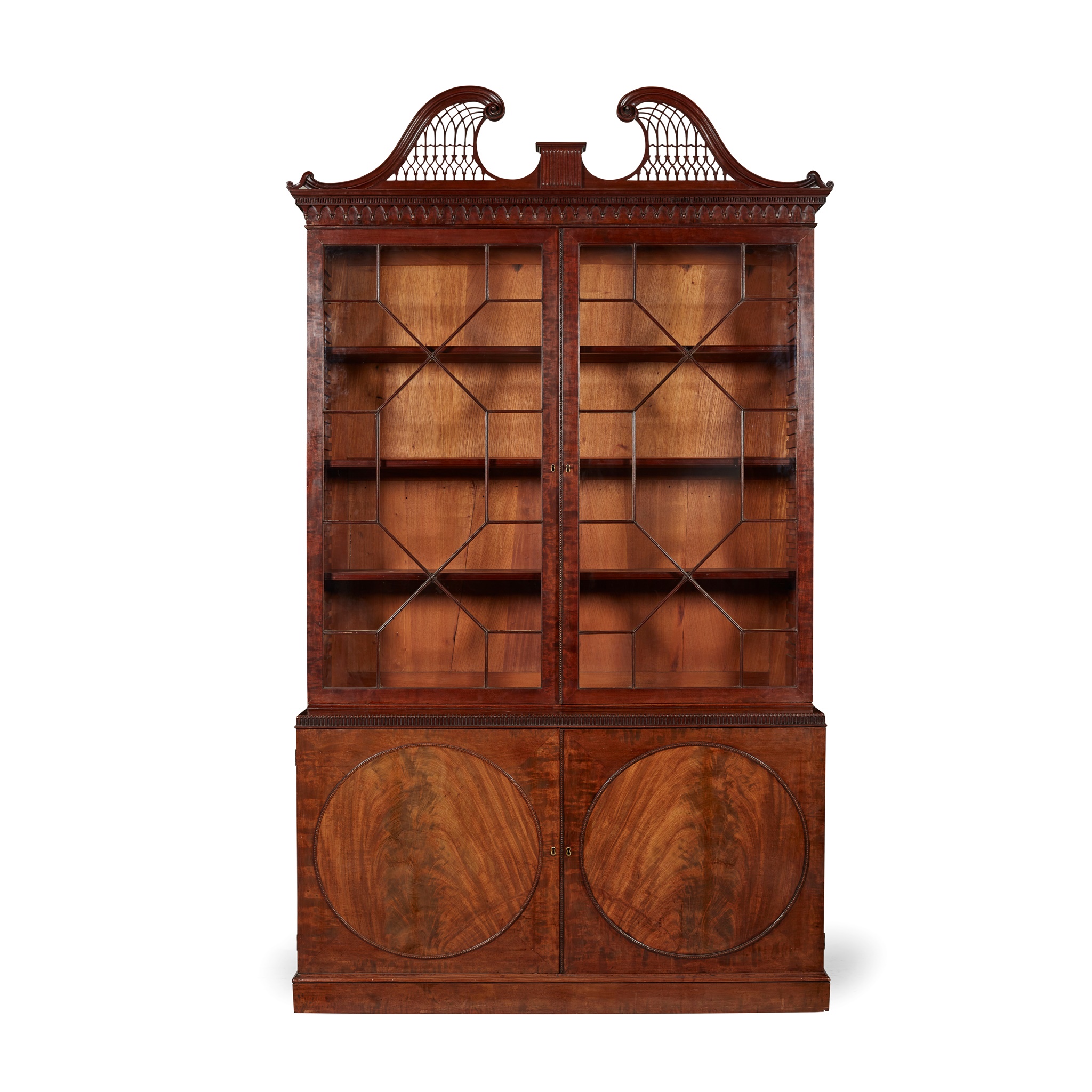 SCOTTISH GEORGE III MAHOGANY BOOKCASE CABINET, ATTRIBUTED TO THE WORKSHOP OF FRANCIS AND WILLIAM BRODIE