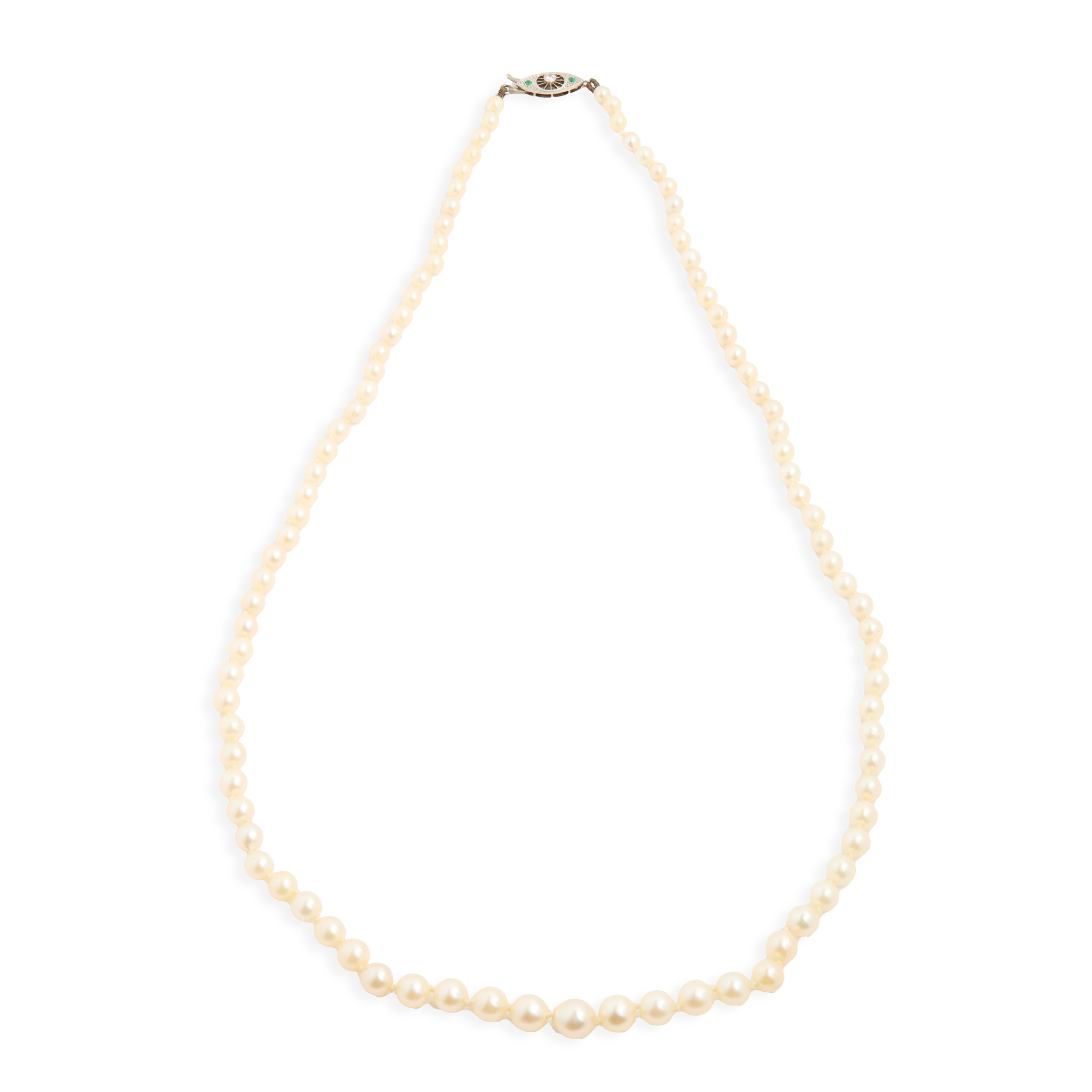 A pearl necklace