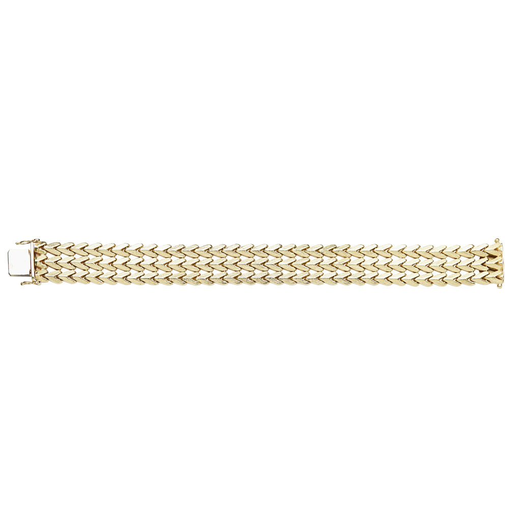 An 18ct gold bracelet