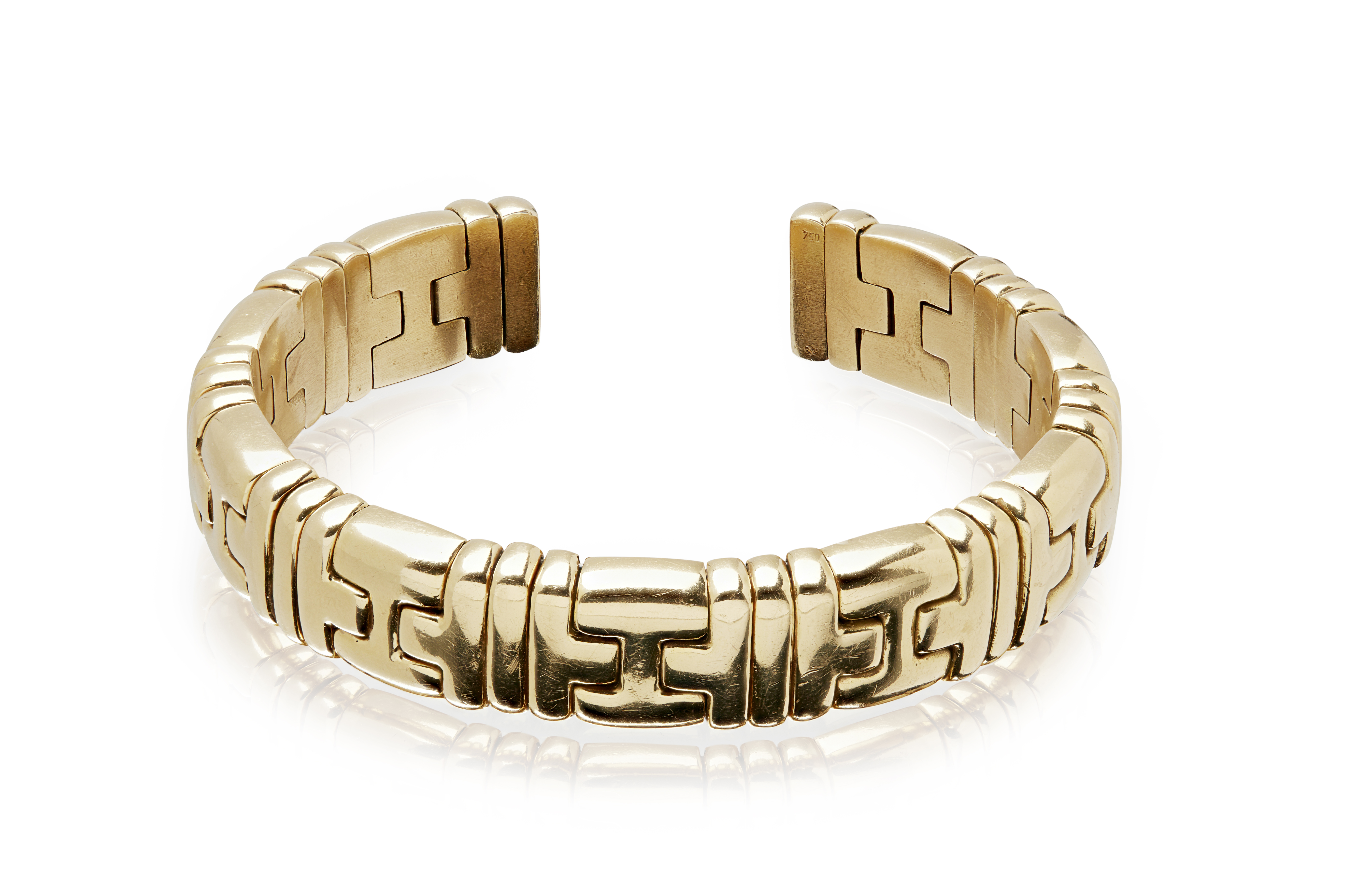 A contemporary torque bangle