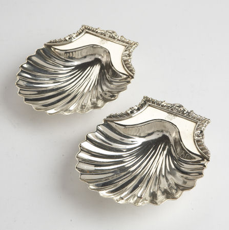 A pair of George III silver shell dishes