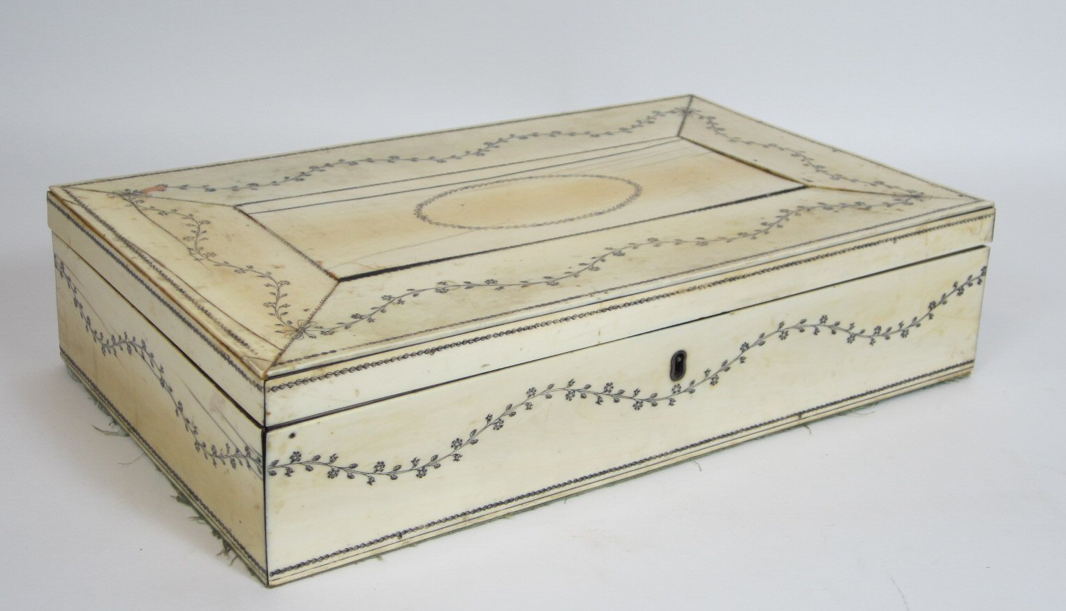 INDIAN VIZAGAPATAM IVORY VENEERED BOX