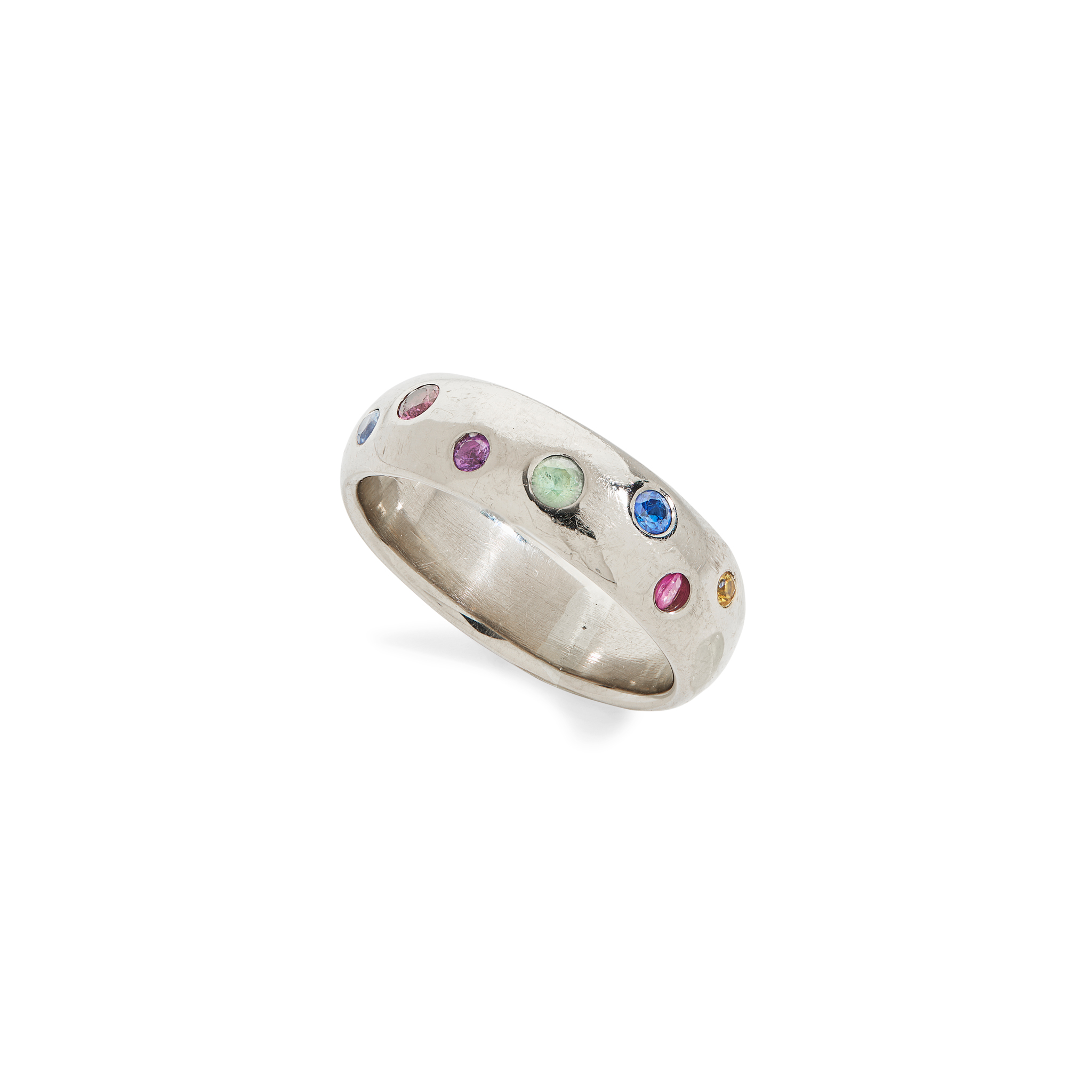 A coloured sapphire ring