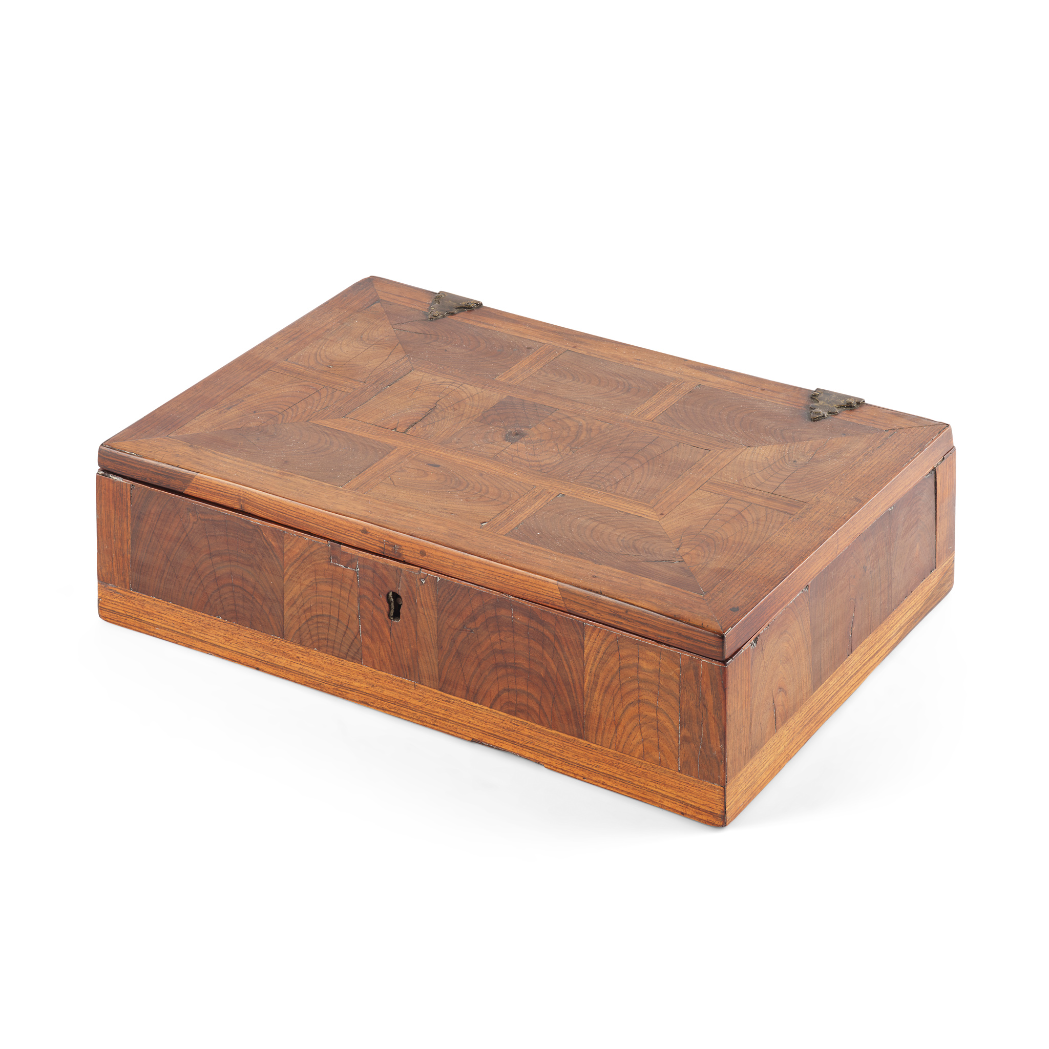 WALNUT OYSTER VENEERED LACE BOX