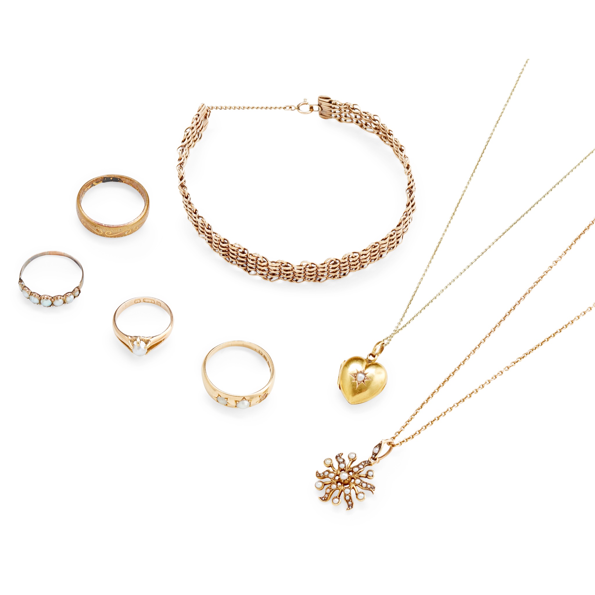 A collection of jewellery