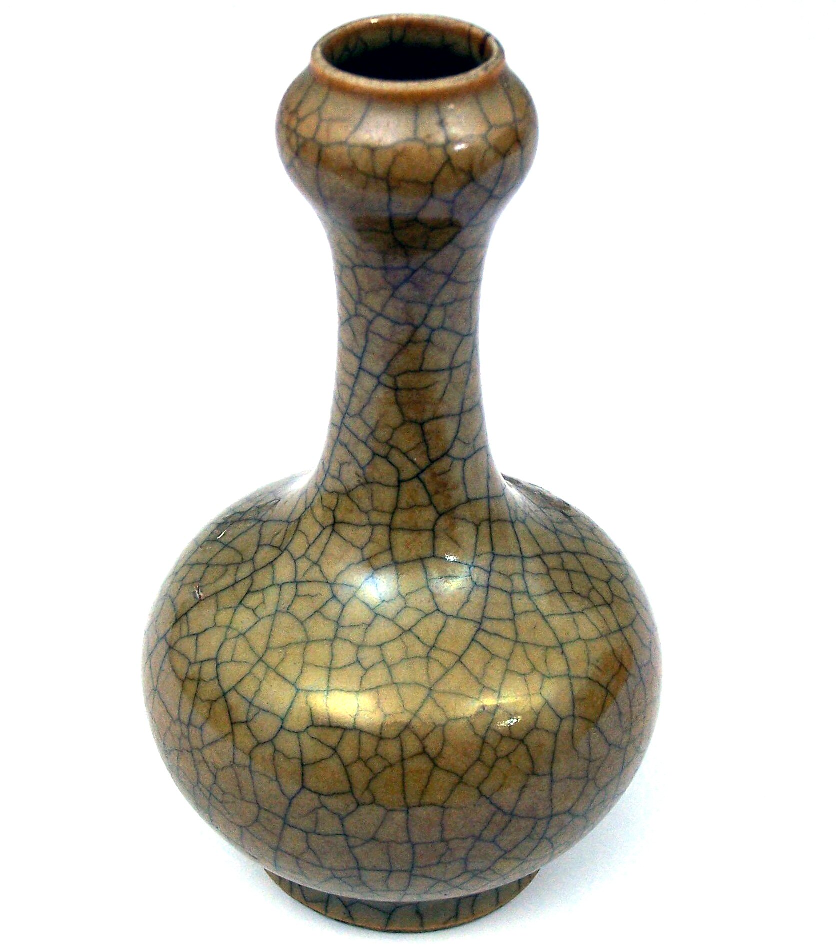 A Chinese monochrome crackle glaze bottle vase,18th century,