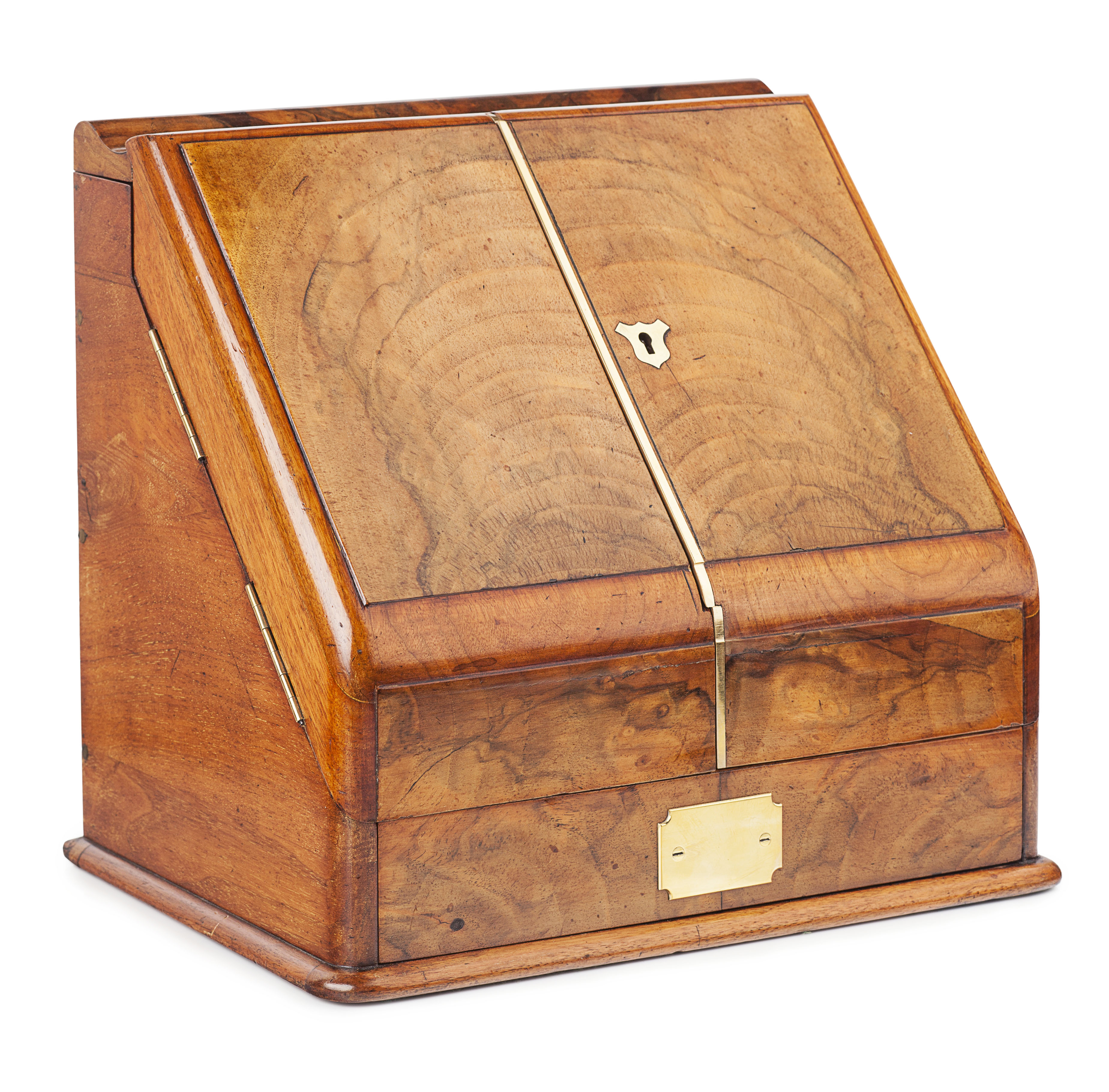 VICTORIAN WALNUT AND BRASS MOUNTED TABLE TOP STATIONERY STAND