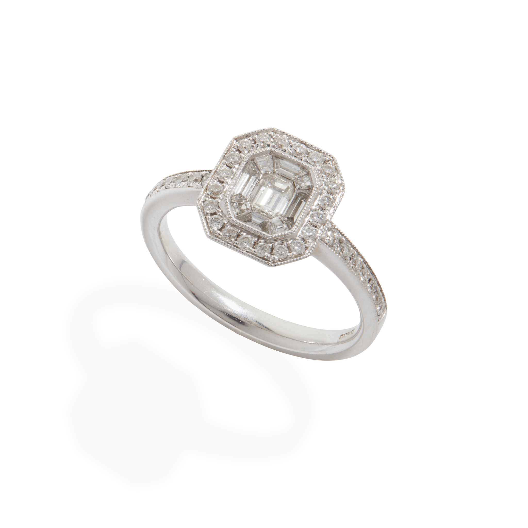 Rox: An 18ct gold diamond cluster ring
