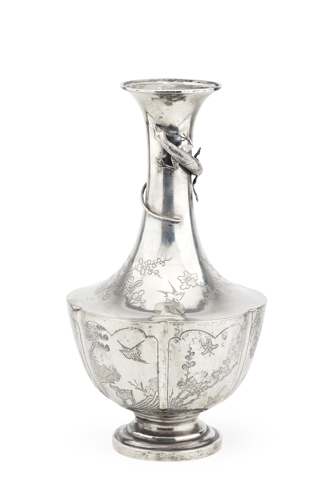 A Chinese export vase