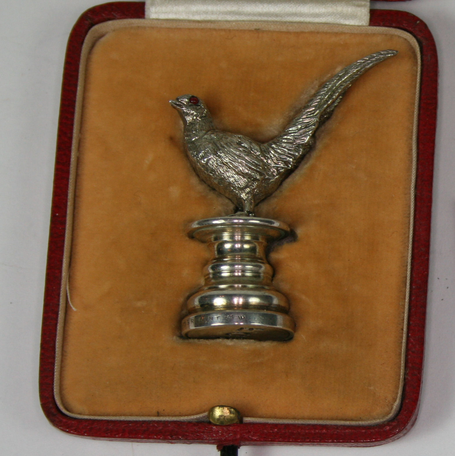 CASED SILVER SMALL SEAL