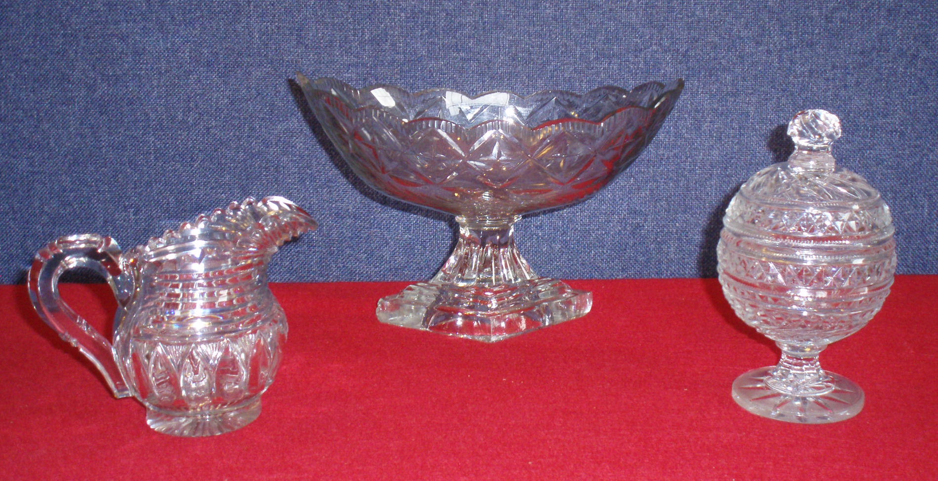 GROUP OF GLASSWARE