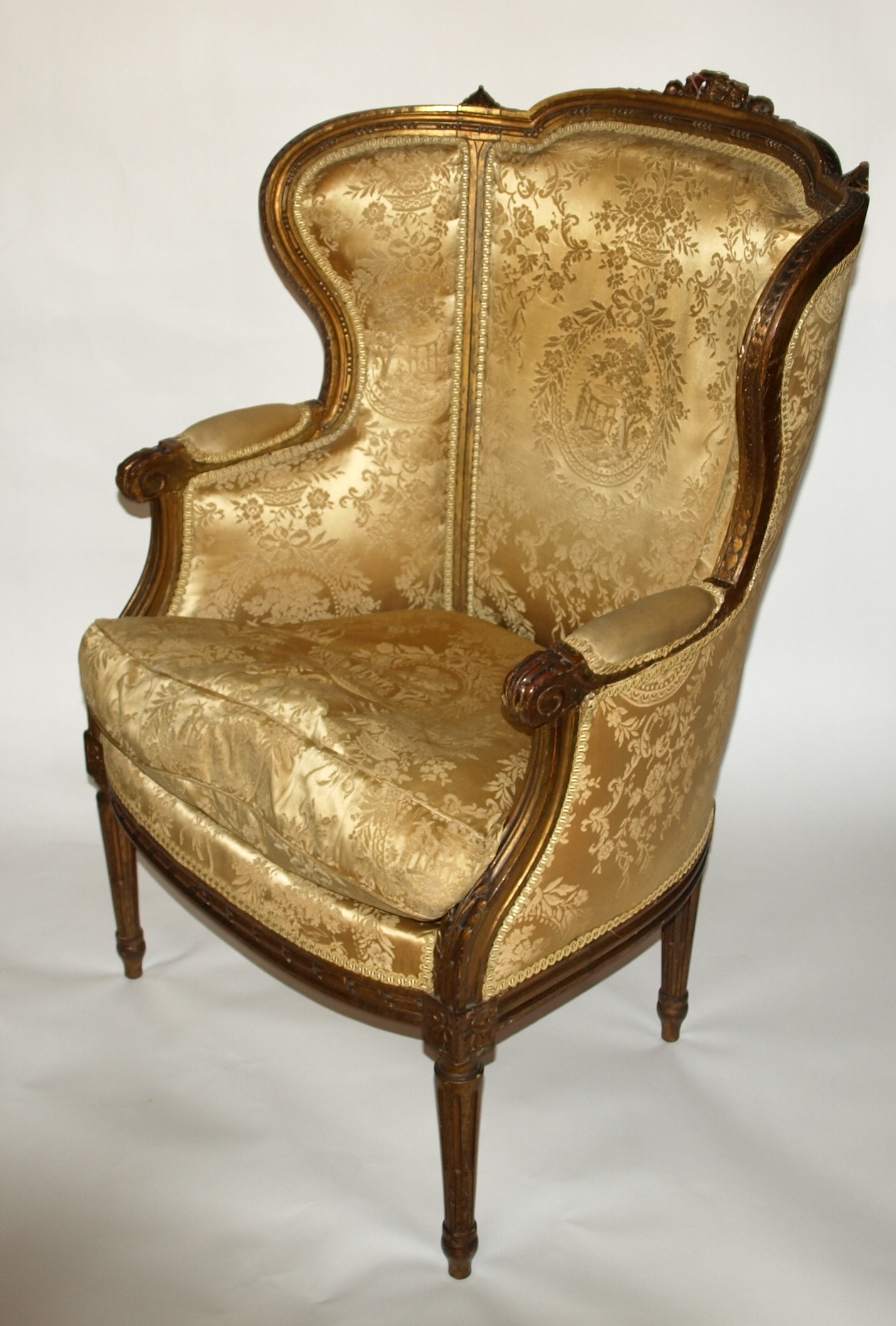 FRENCH CARVED GILTWOOD SALON ARMCHAIR