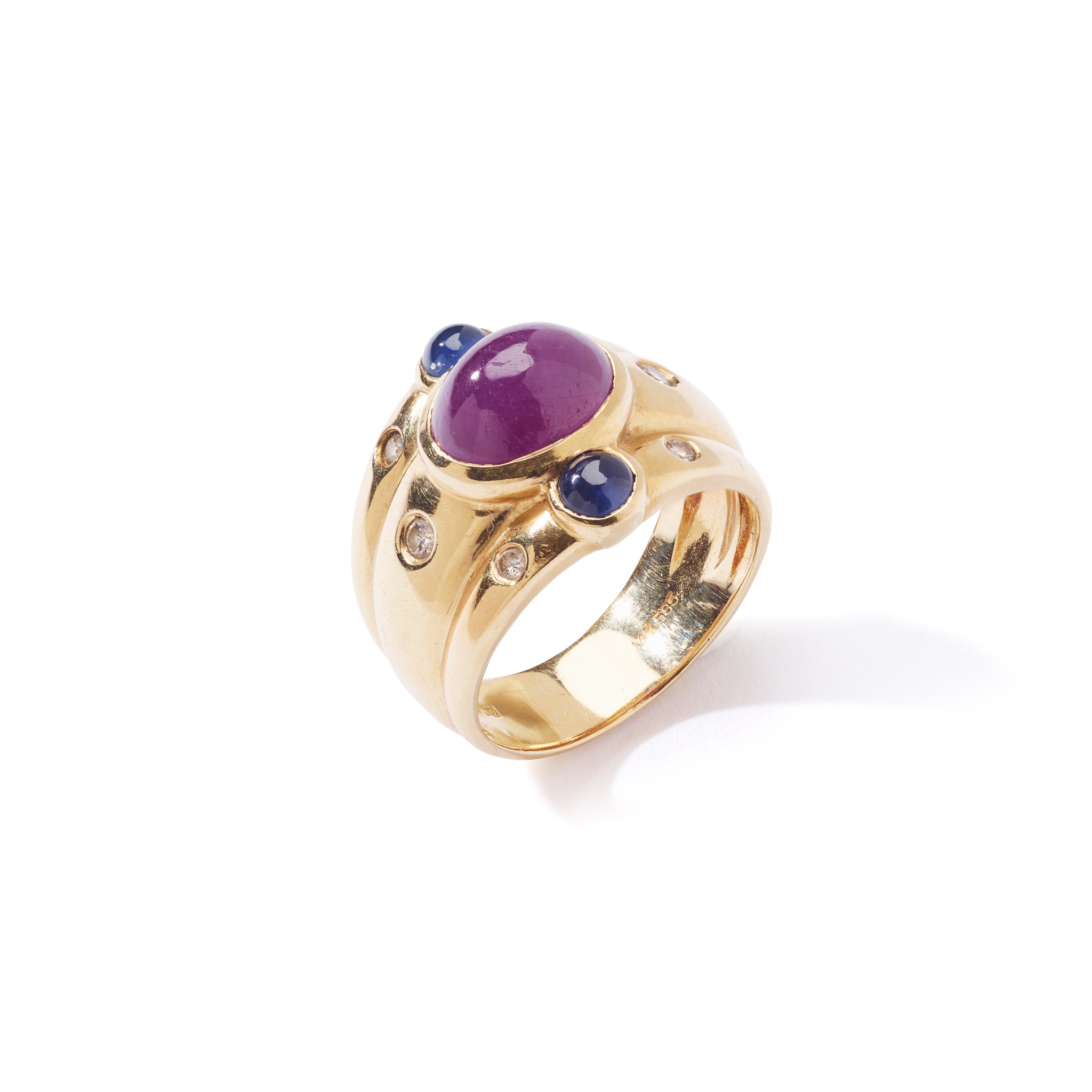 A gem-set dress ring