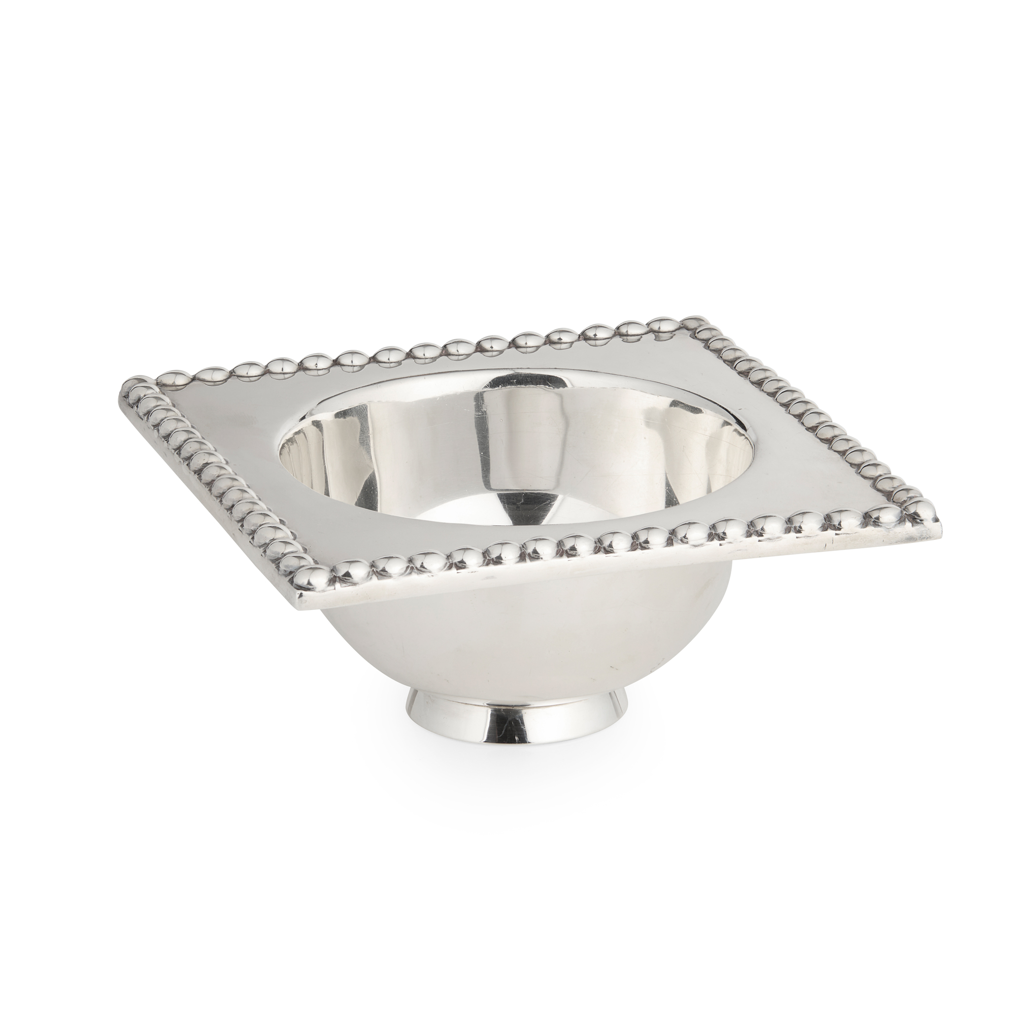 A 1920s TRAPRAIN REPRODUCTION SWEETMEAT DISH