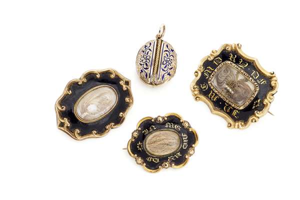 A collection of mourning jewellery 11 February 2015