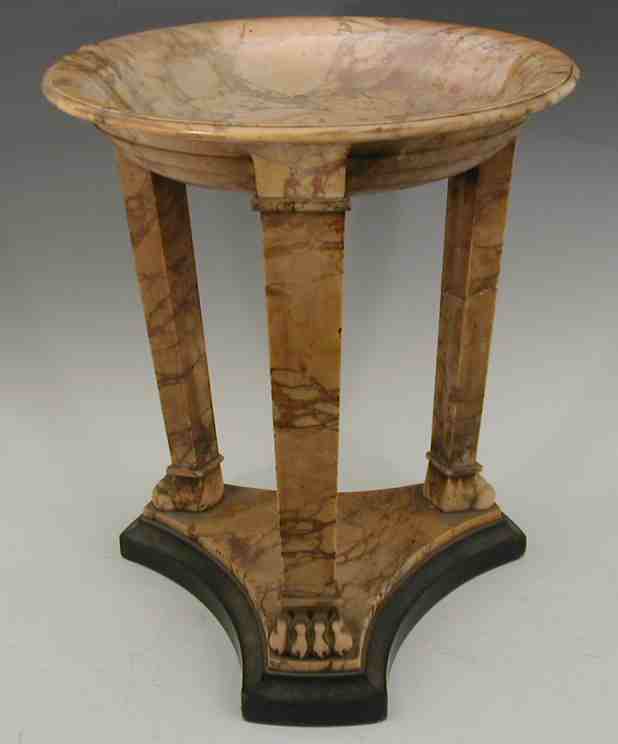 A 19th century Grand Tour marble censor,