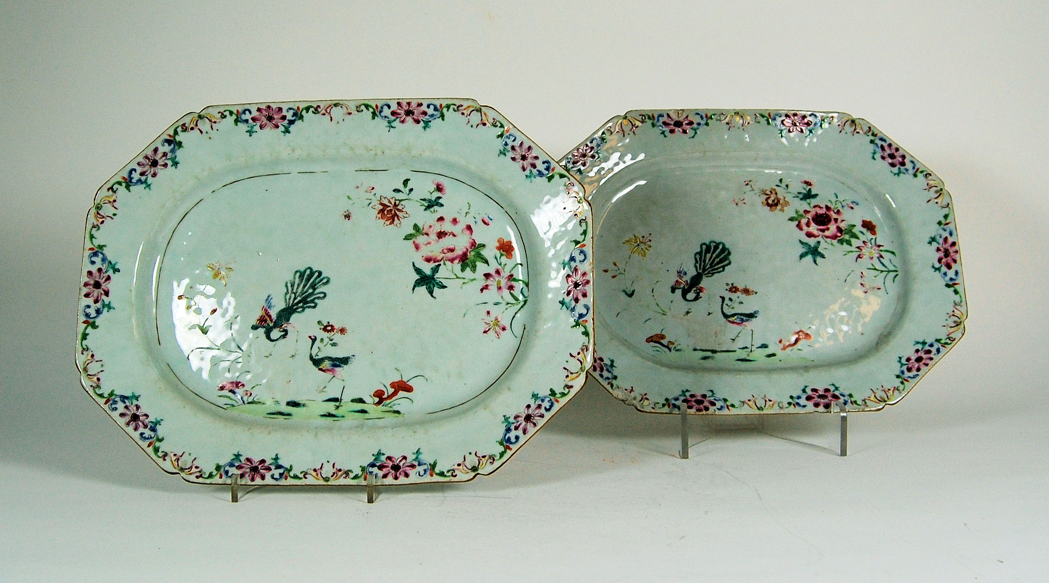 PAIR OF CHINESE EXPORT FAMILLE ROSE ASHETS