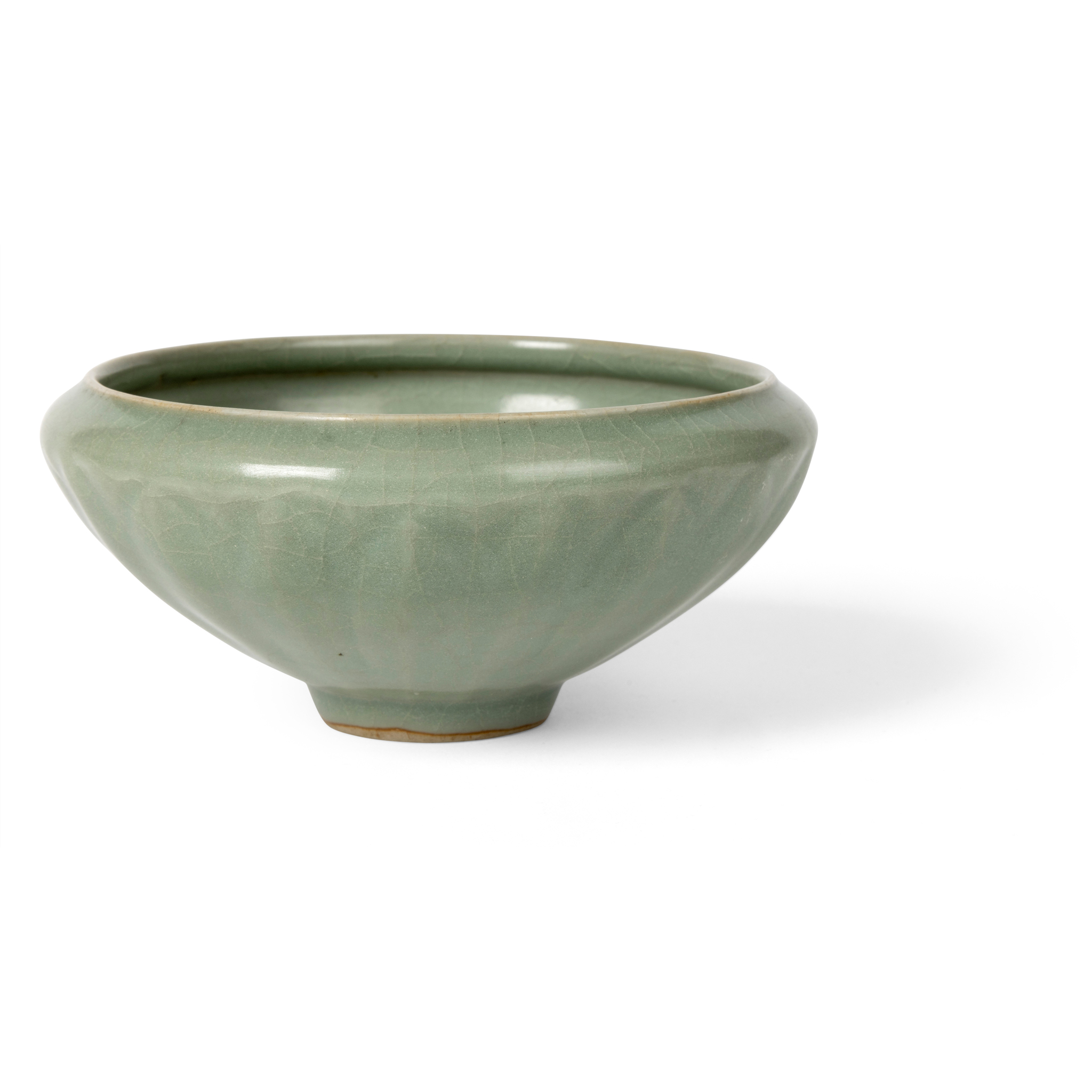 CHINESE LONGQUAN CELADON-GLAZED BOWL