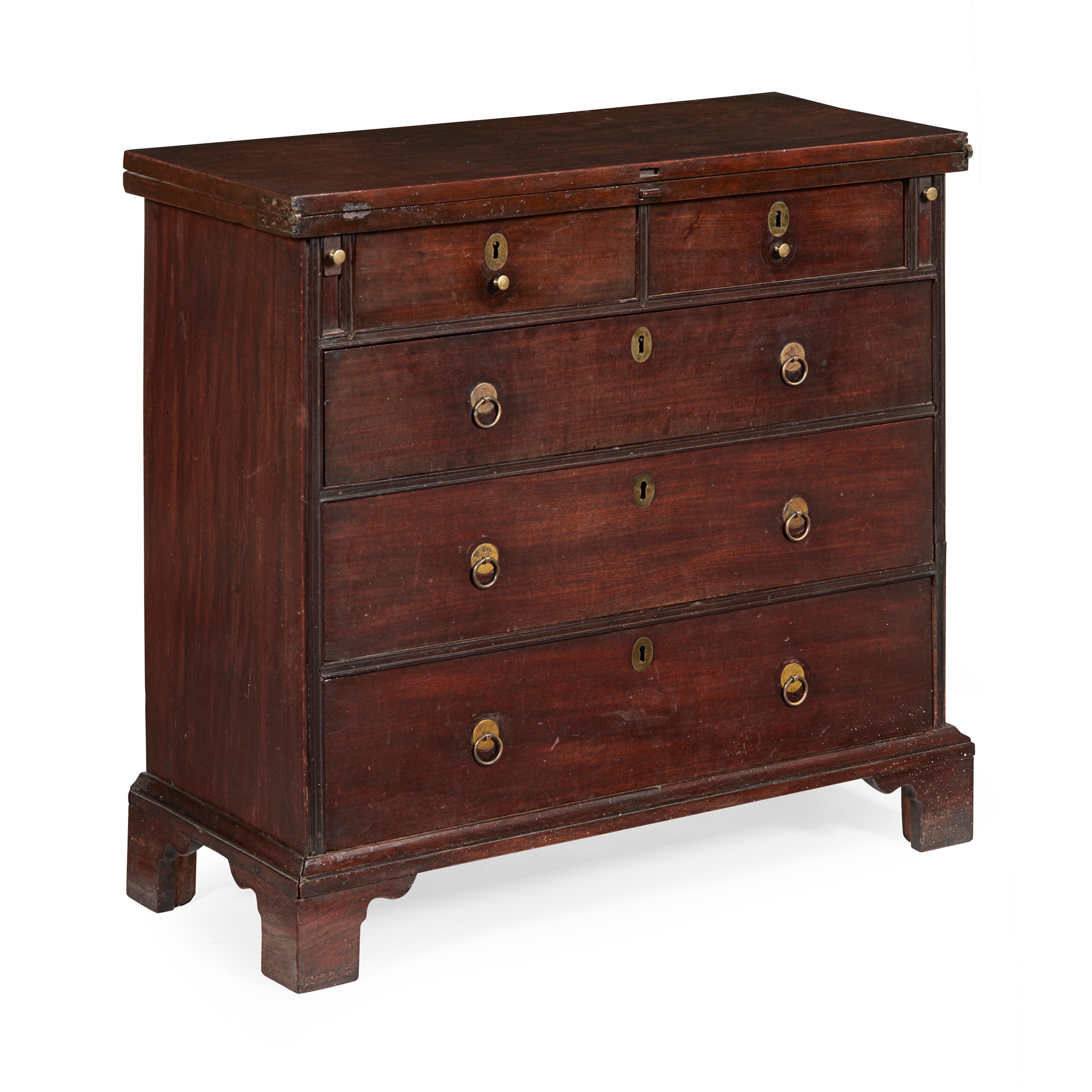 GEORGE II MAHOGANY BACHELOR'S CHEST