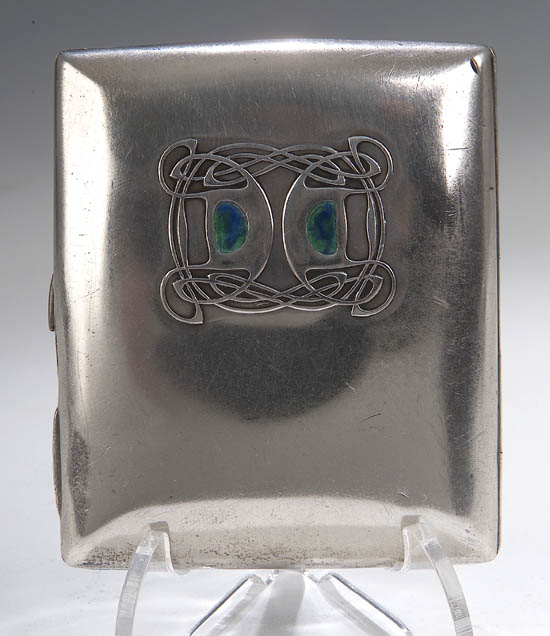 A Cymric silver cigarette case