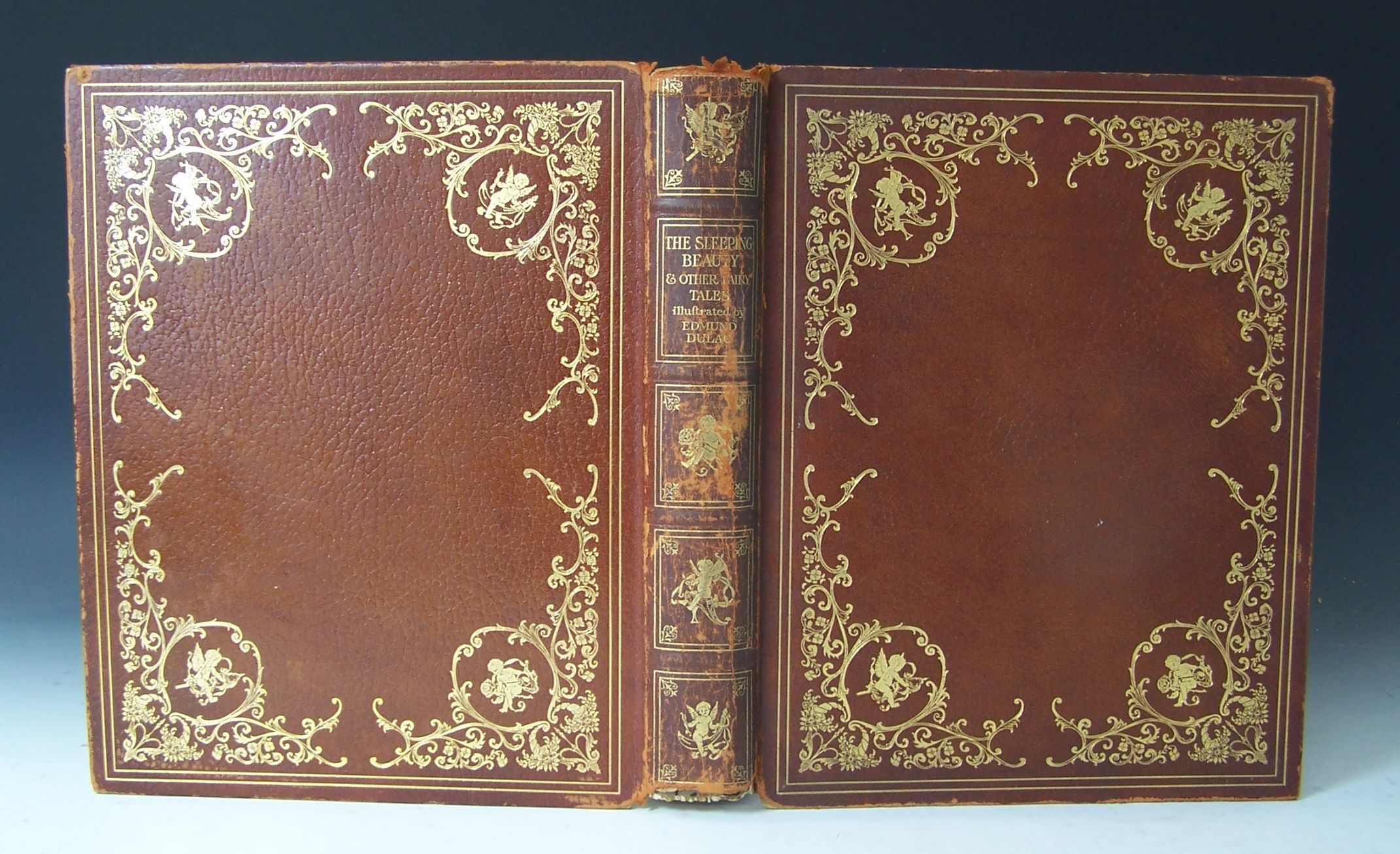 Dulac, Edmund -- Quiller-Couch, Sir Arthur