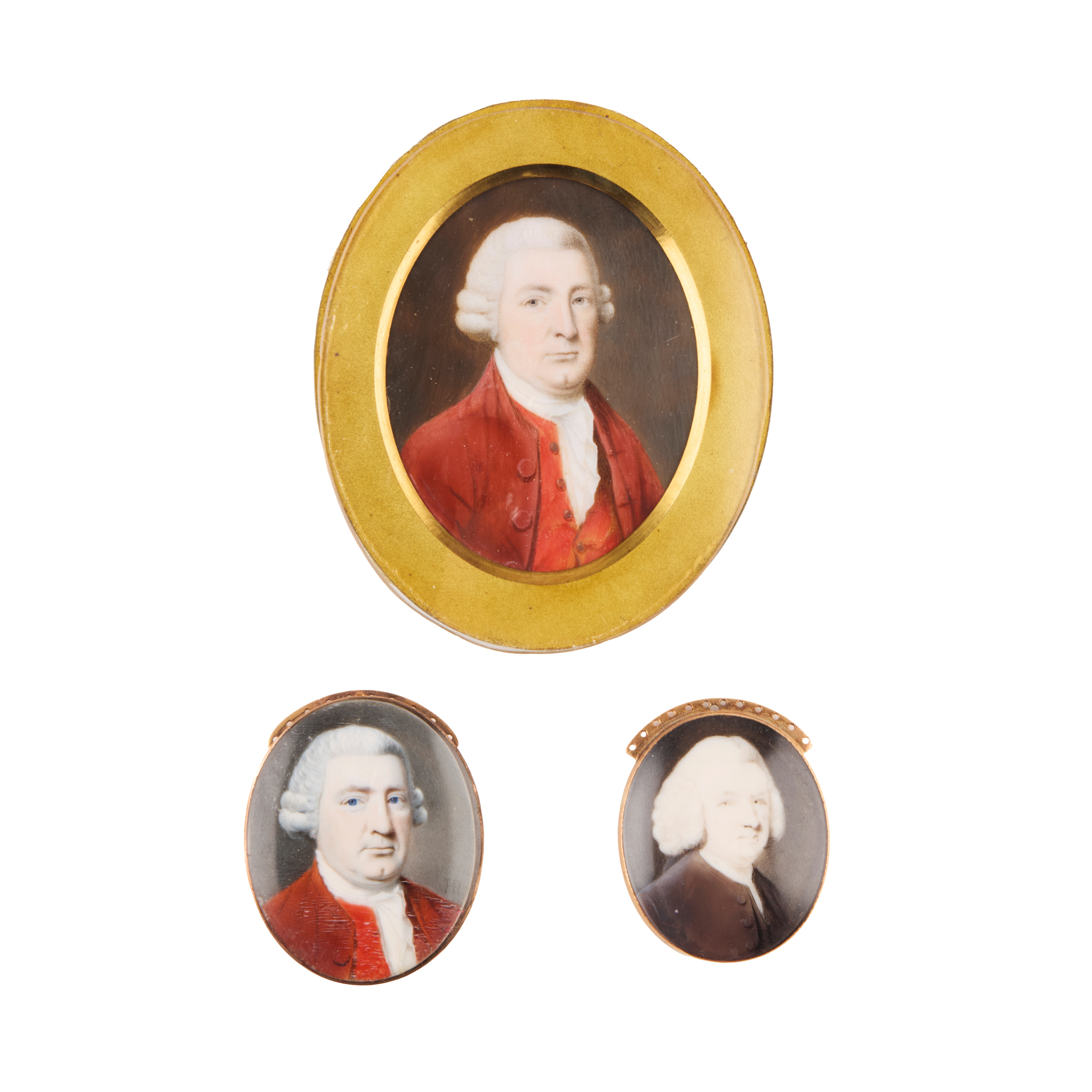 PORTRAIT MINIATURE OF A GENTLEMAN