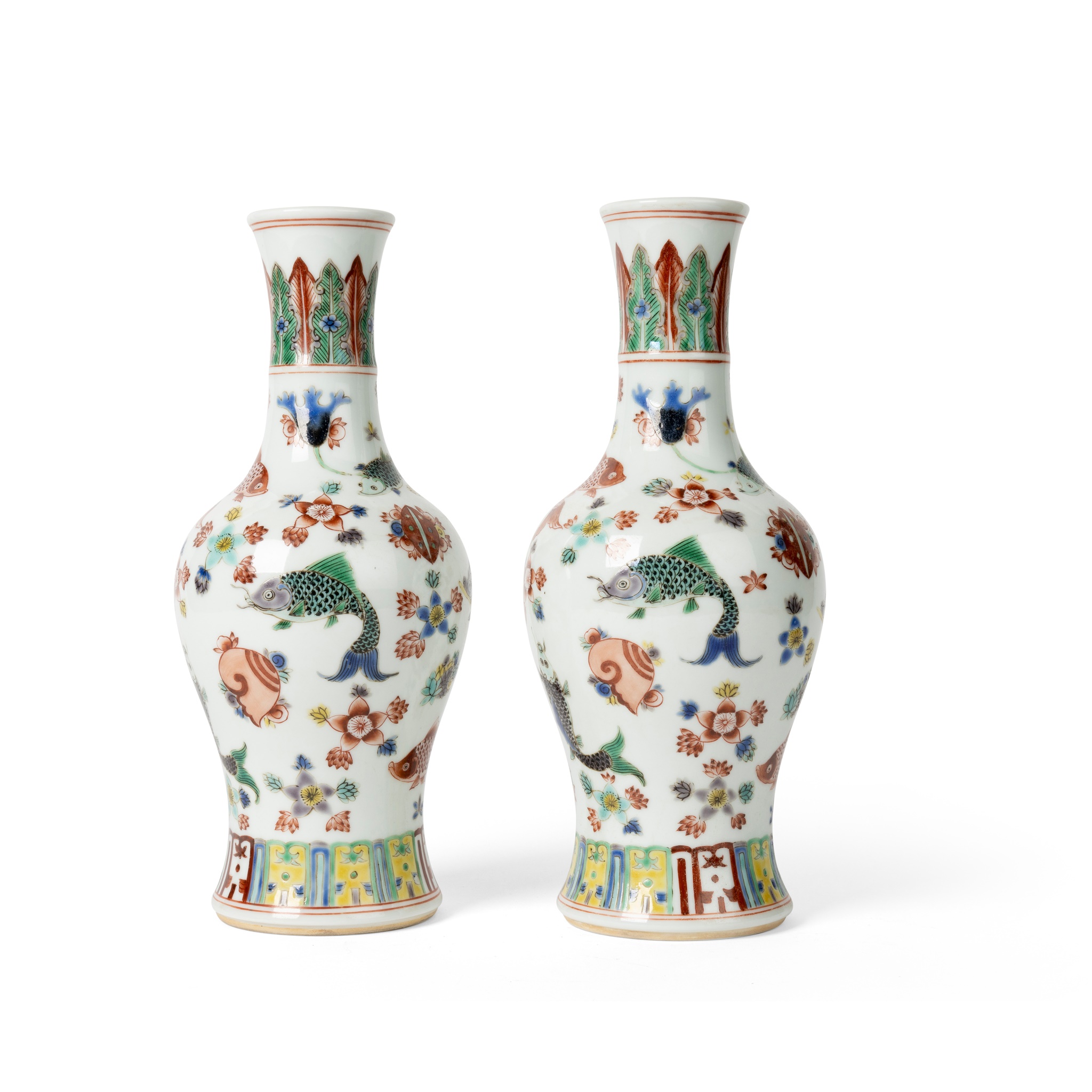 PAIR OF WUCAI 'FISH AND FLOWER' MALLET VASES