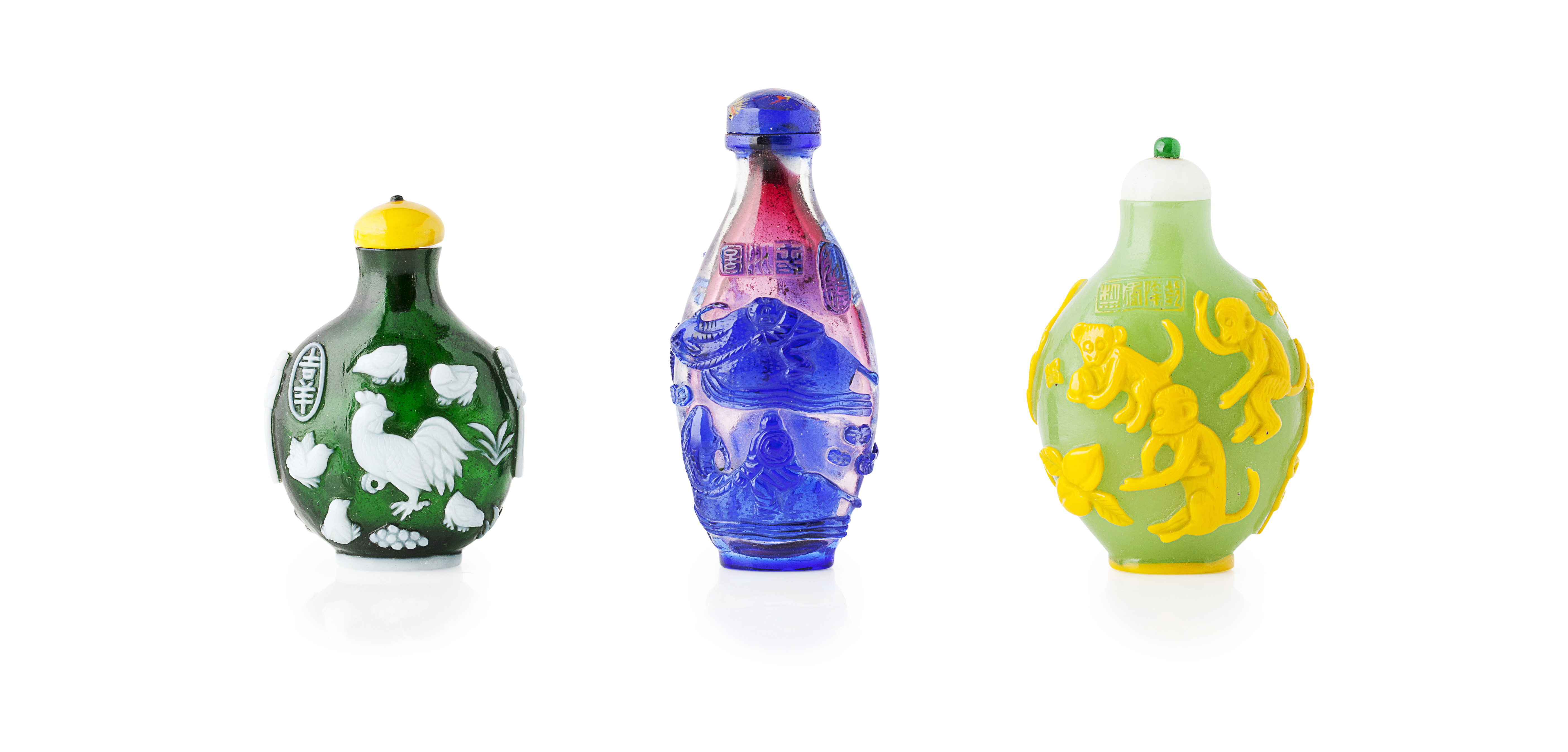 THREE GLASS OVERLAY SNUFF BOTTLES