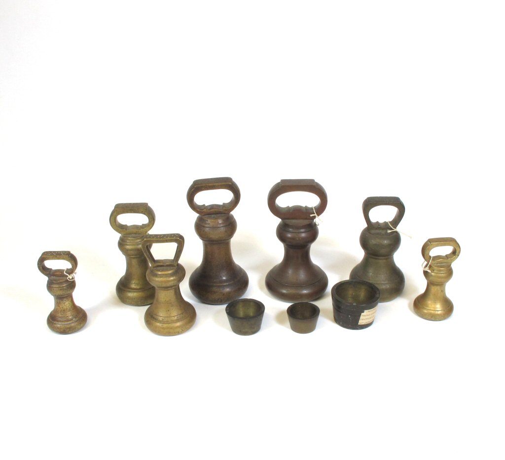 COLLECTION OF BRASS AND IRON WEIGHTS