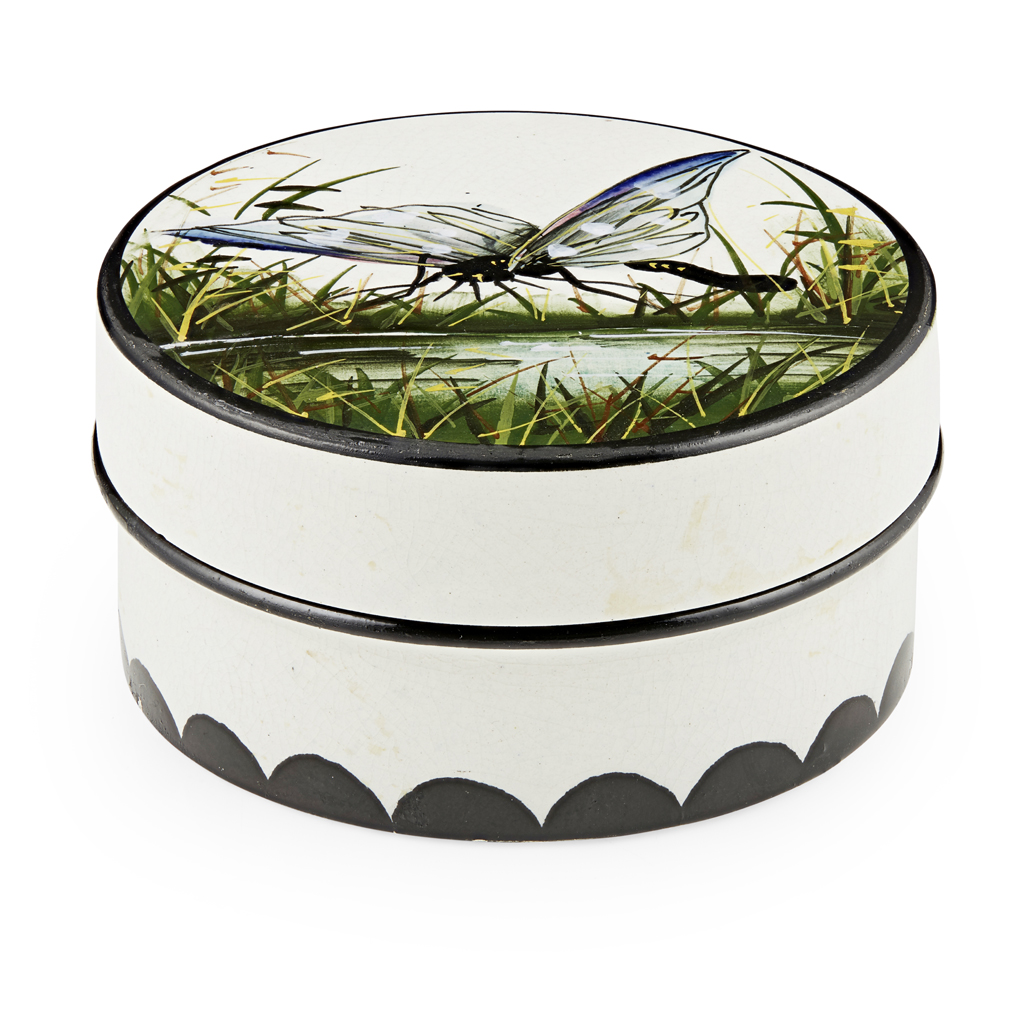 A WEMYSS WARE LOW POMADE