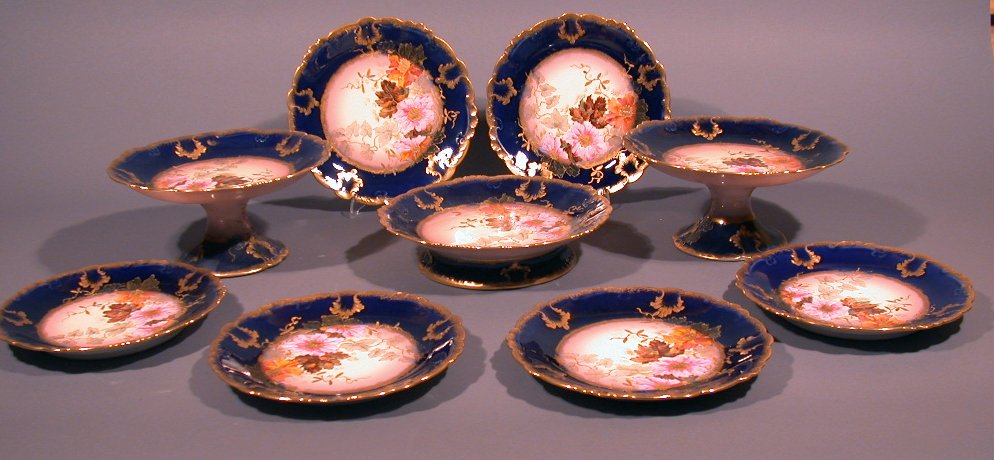 A French porcelain dessert service