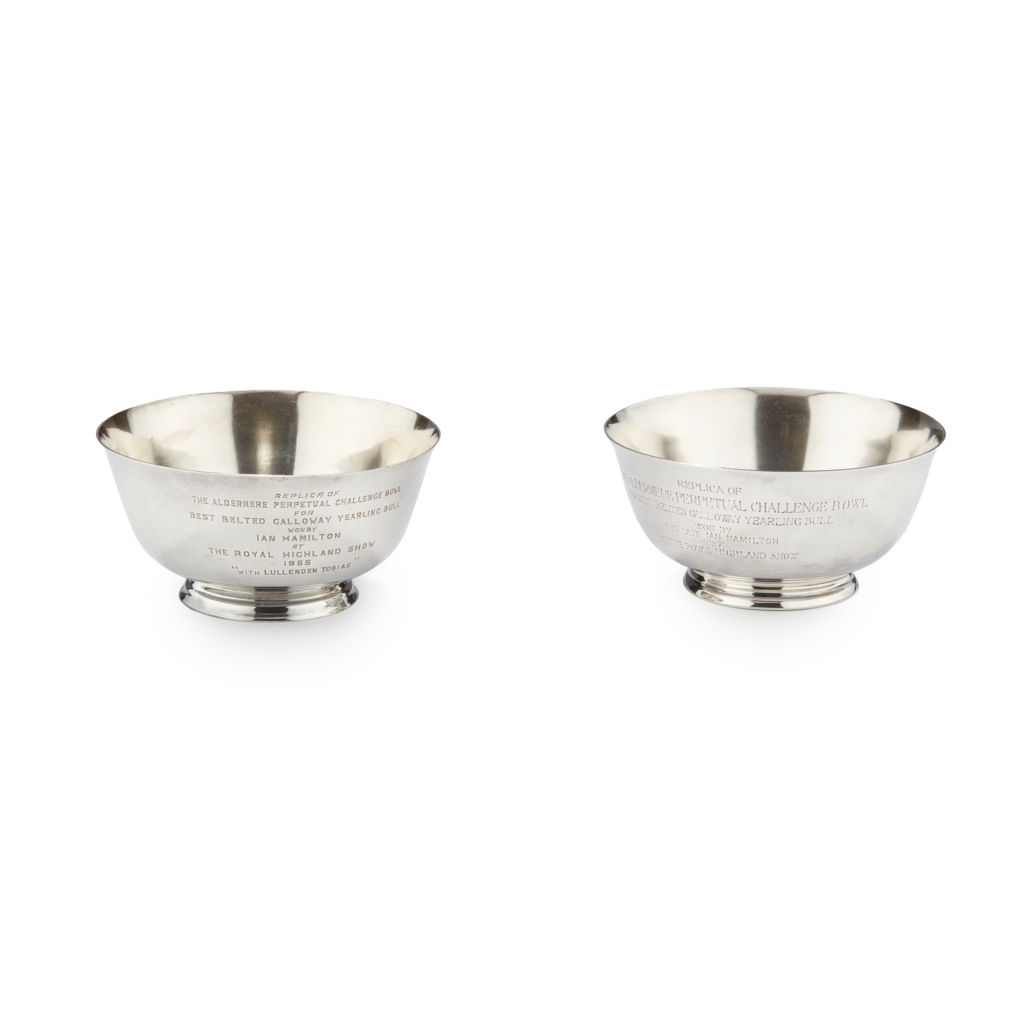 A PAIR OF MODERN GEORGE II STYLE SUGAR BOWLS